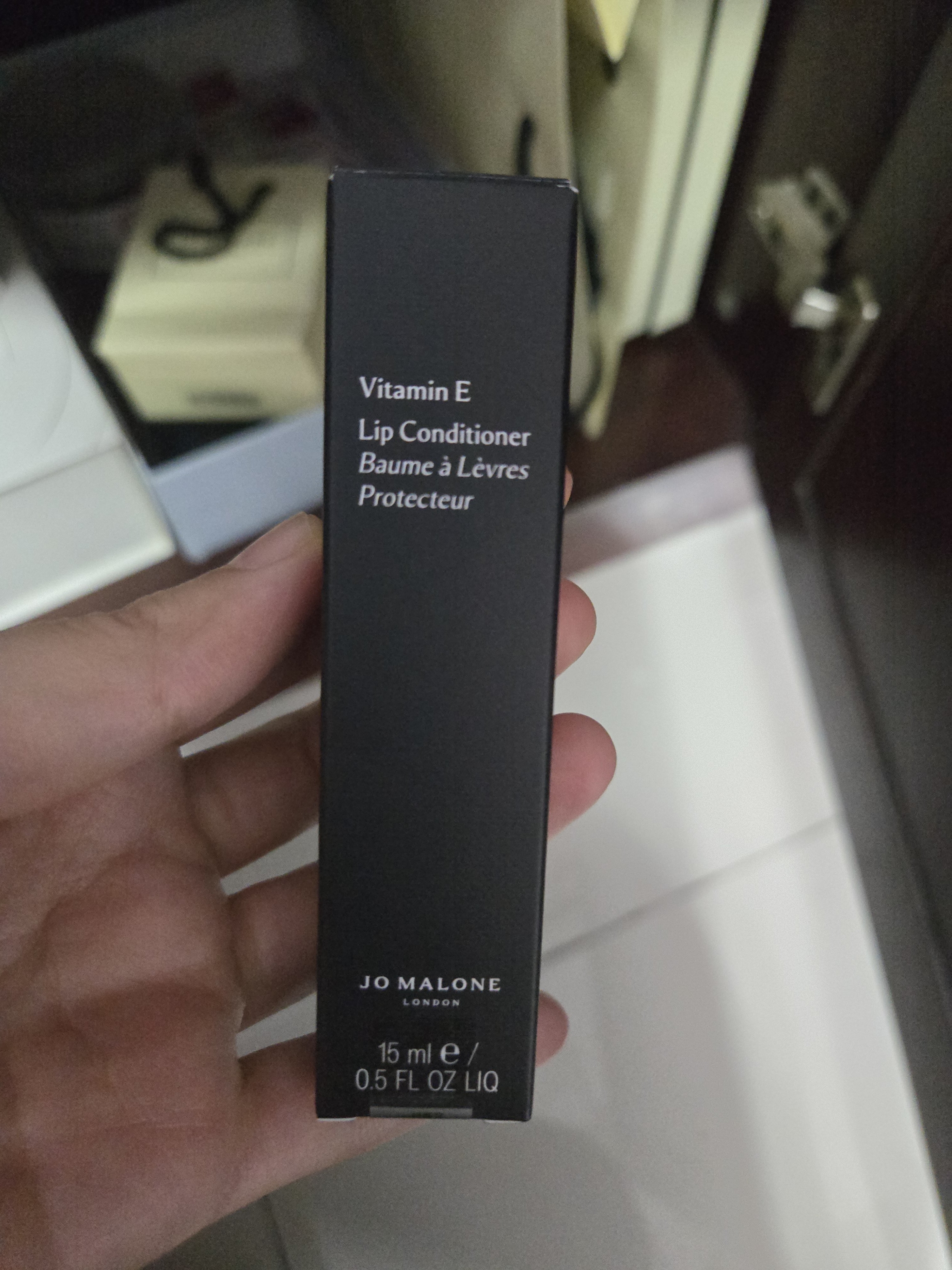 祖玛珑【双十一现货】润唇膏 维他命E唇蜜15ml 生日礼物送女友送闺蜜 实拍图