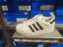 阿迪达斯adidas三叶草贝壳头SUPERSTARII男女休闲鞋 IH8659 37码 实拍图