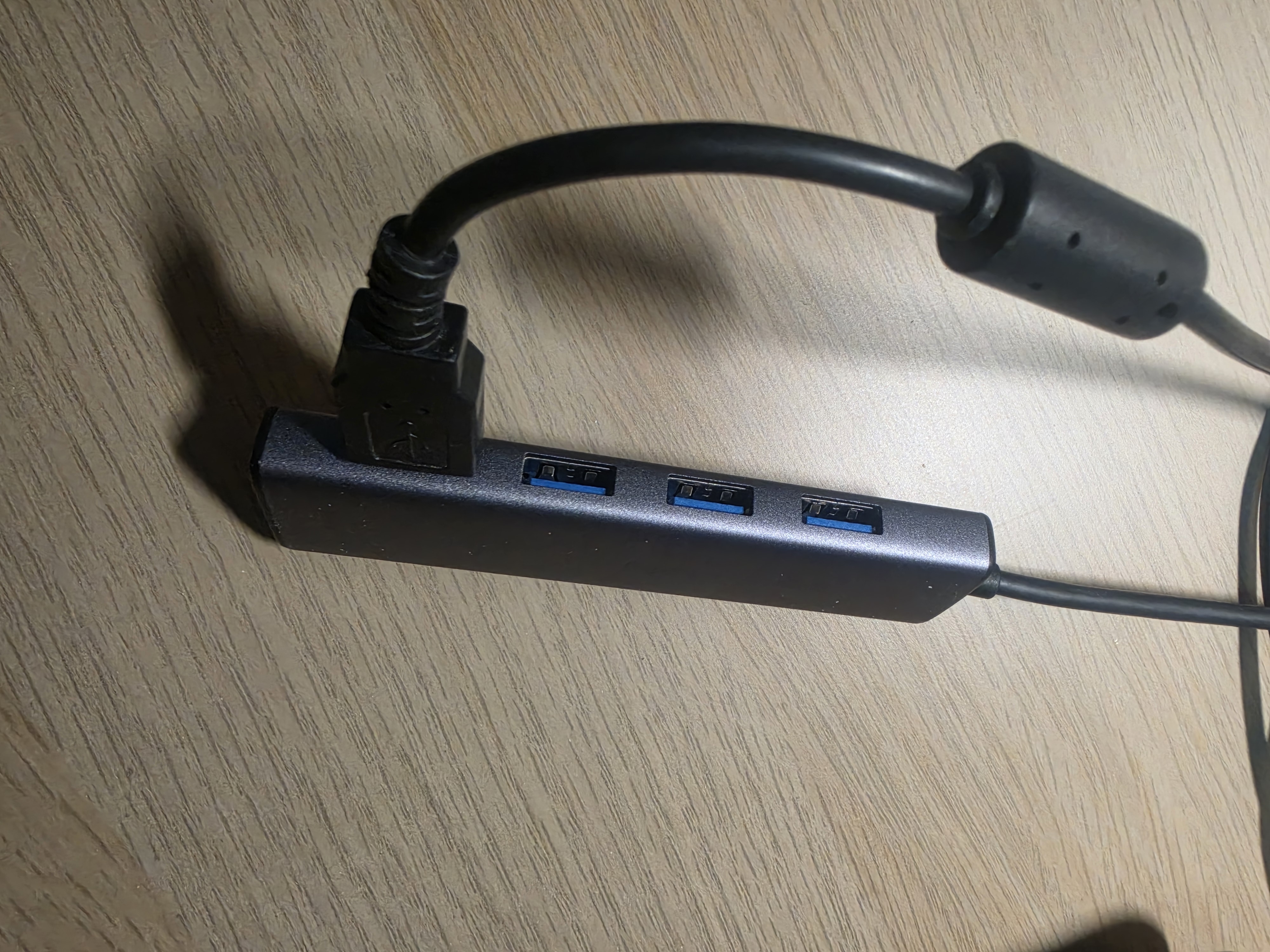 绿联Type-C扩展坞 USB-C扩展器3.0分线器 4口集线器HUB拓展坞转换器 适用苹果17/16笔记本Mac平板iPad 实拍图
