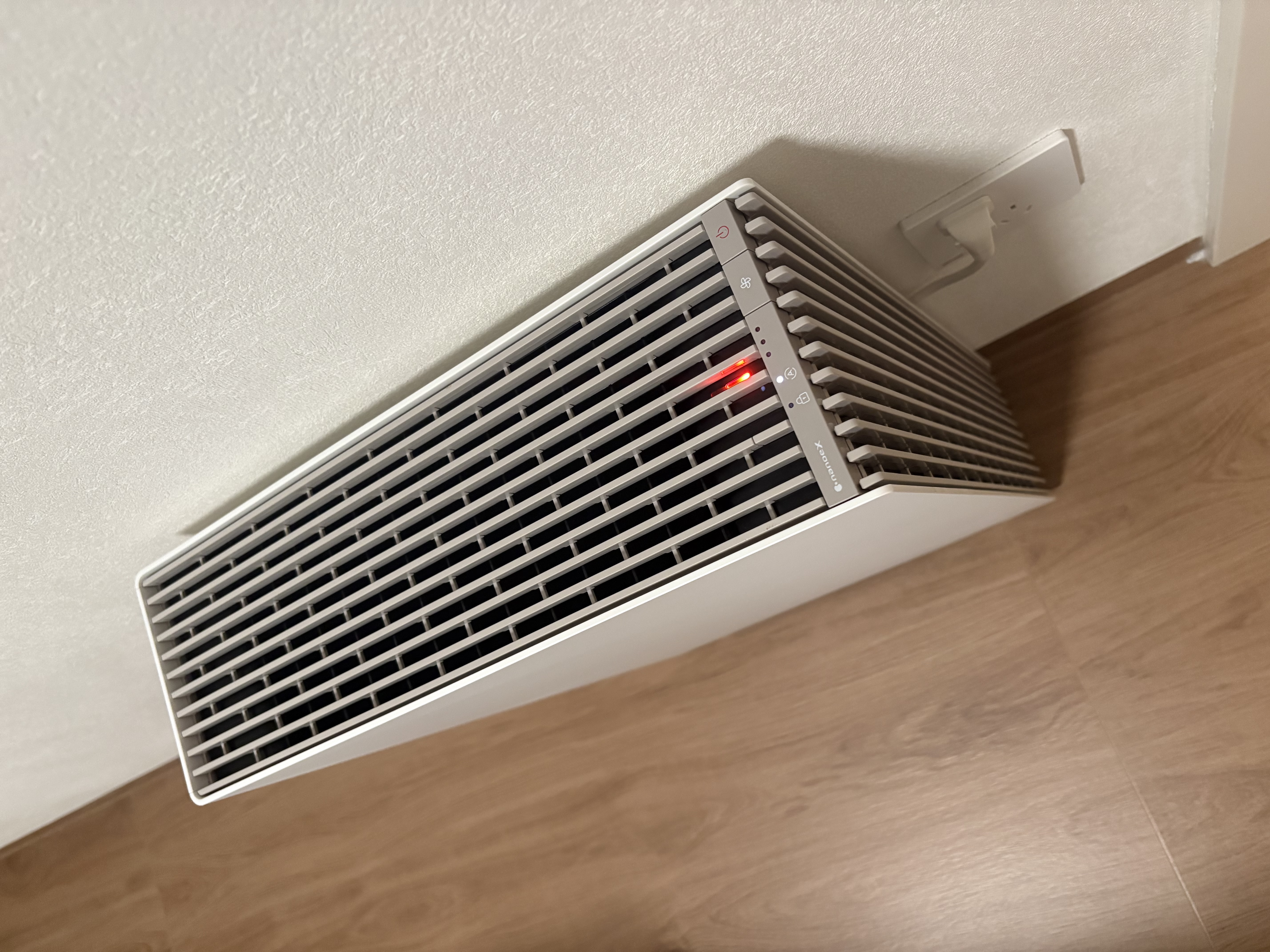 松下（Panasonic）slim薄型空气净化器 除甲醛无雾加湿器净化器一体机家用除菌除异味除烟味除尘过滤PM2.5去甲醛 slim薄型空气净化器【月光白】F-65C5PX 实拍图