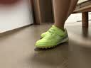 卡尔美（KELME）儿童足球鞋TF碎钉魔术贴免系带防滑耐磨球鞋 果绿  31  实拍图