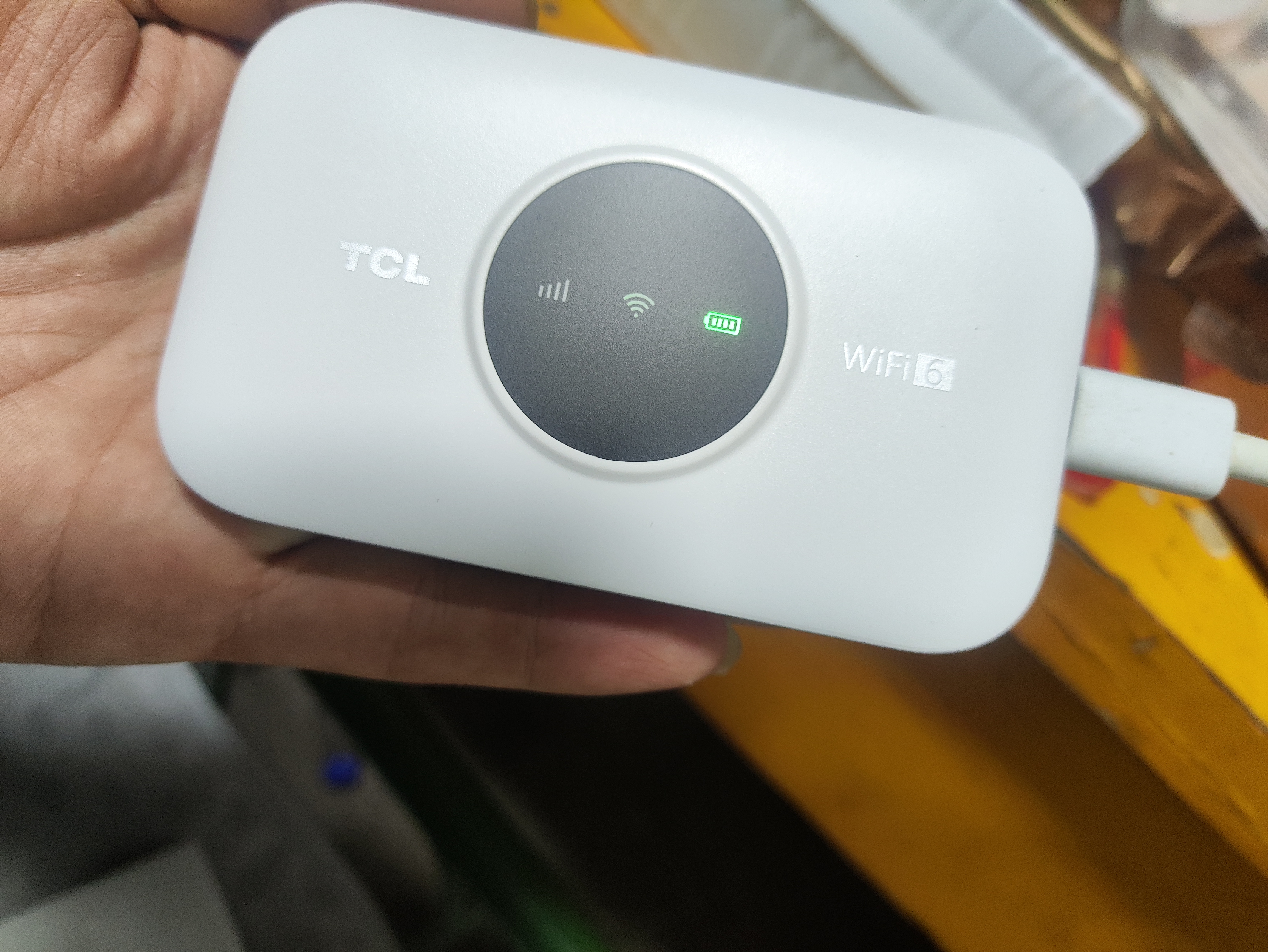 TCL随身wifi2026新款全国通用可移动便携式热点免插卡无线网wi-fi6无限制大流量车载4G路由器5GXY15B 【升级充电款】3000毫安大电池 足额不虚标月享1500G流量 实拍图