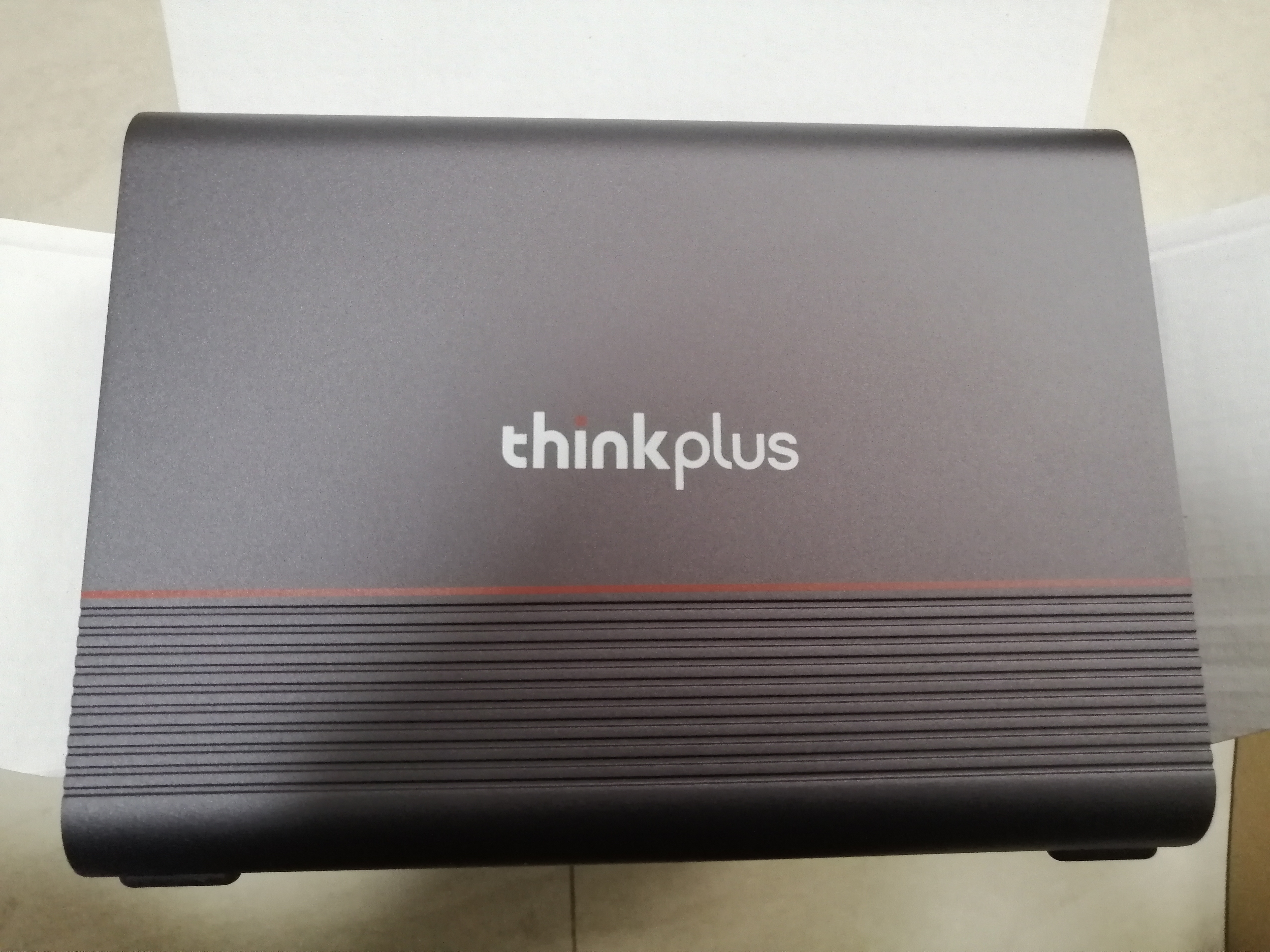 thinkplus联想 硬盘柜硬盘盒双盘位 适用Macmini/NAS扩展存储 2.5/3.5 SATA串口机械固态硬盘盒RAID2系列 实拍图