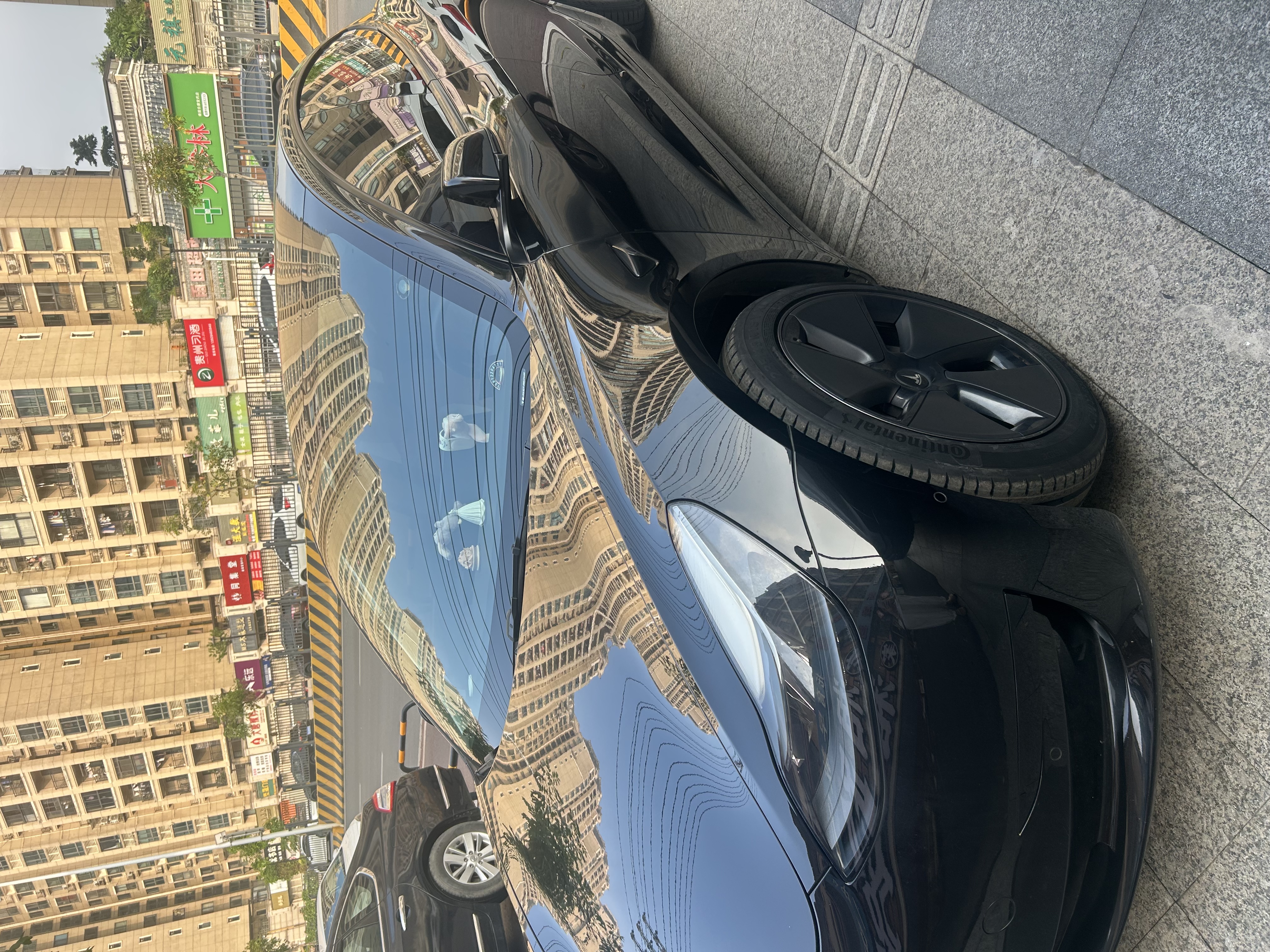 马牌（Continental）汽车轮胎 235/45R18 98Y XL FR  MC7适配特斯拉 Model 3 实拍图