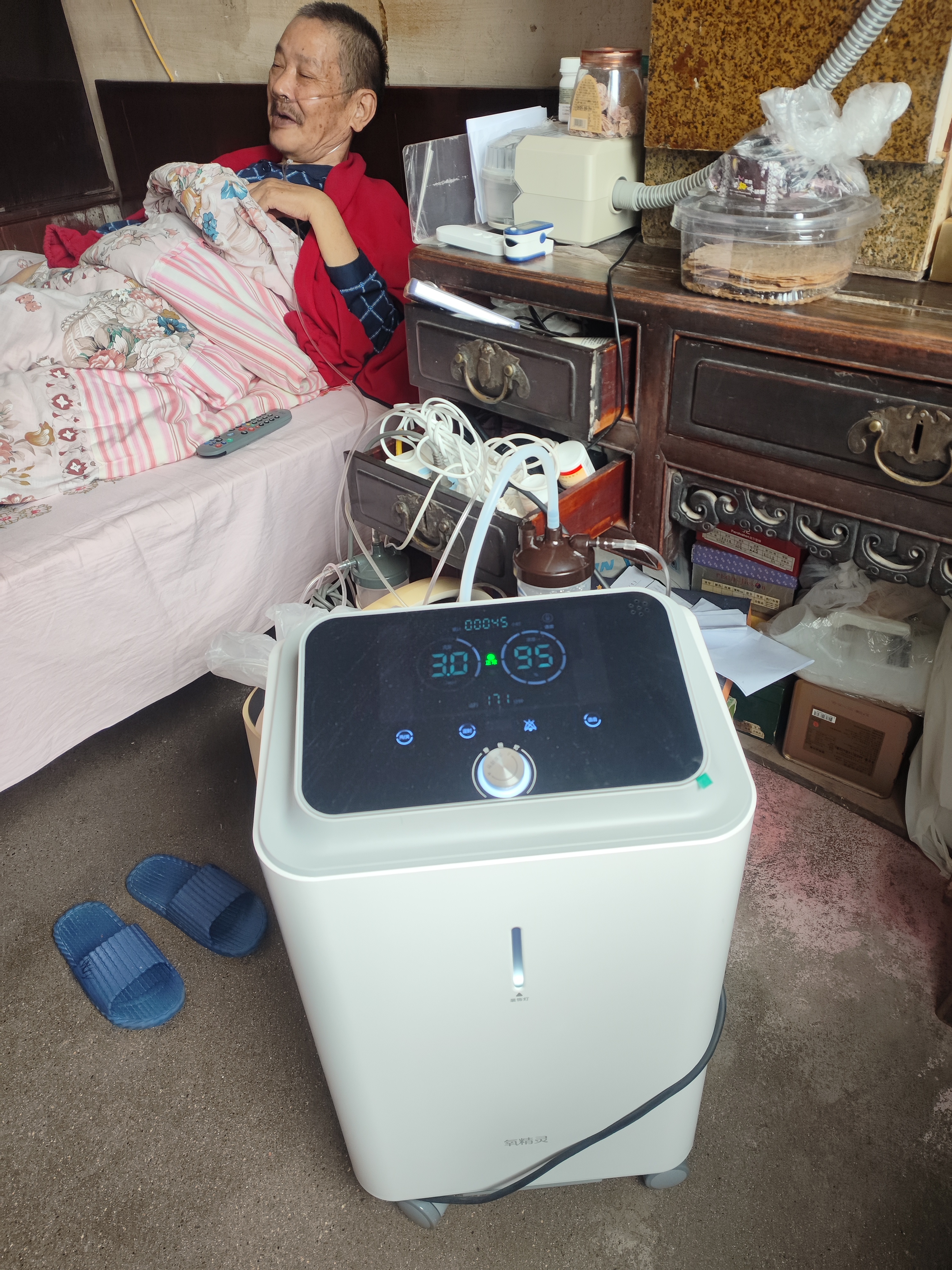 氧精灵10L升医用制氧机大流量吸氧机家用老人氧气机重度缺氧带雾化 实拍图