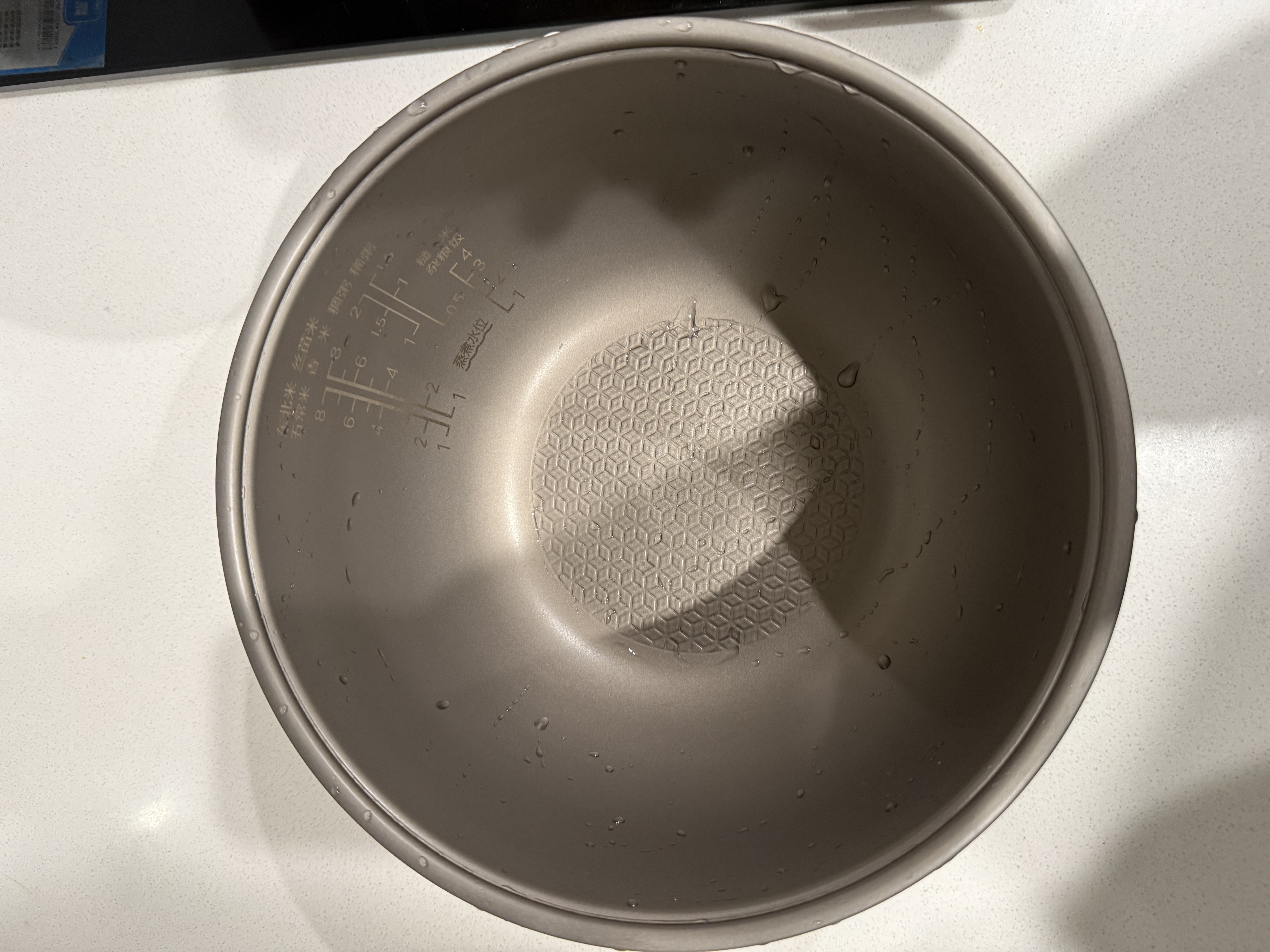 美的（Midea）电饭煲1-8人4升大容量火旋风IH加热纯钛内胆0涂层不粘锅家用电饭锅MB-HC4076T美食大赛同款 实拍图