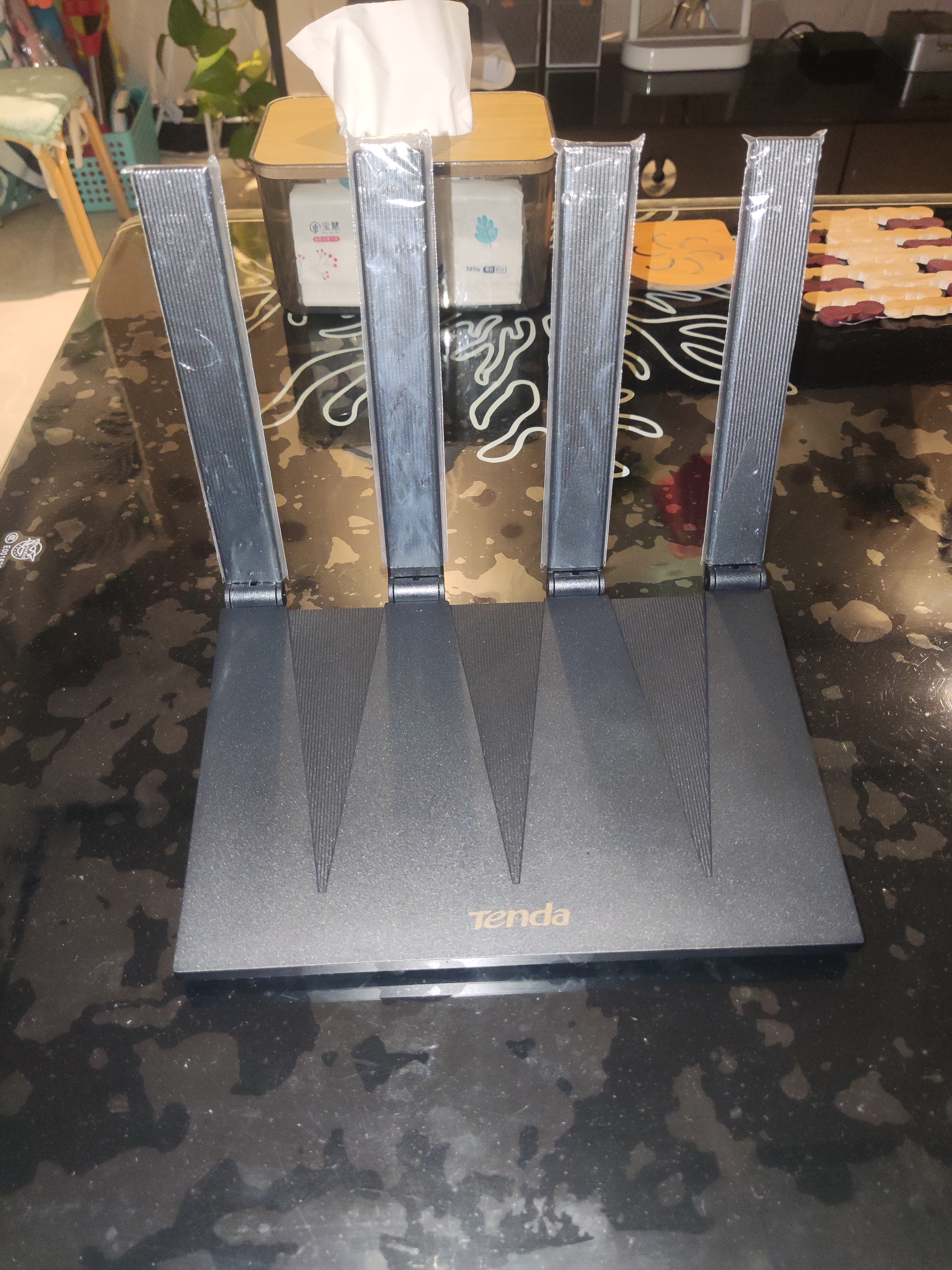 Tenda腾达路由器WiFi6+【泰山AX3000 Ultra】千兆穿墙王信号放大器增强无线家用甄选高配芯片AX12 Pro 实拍图