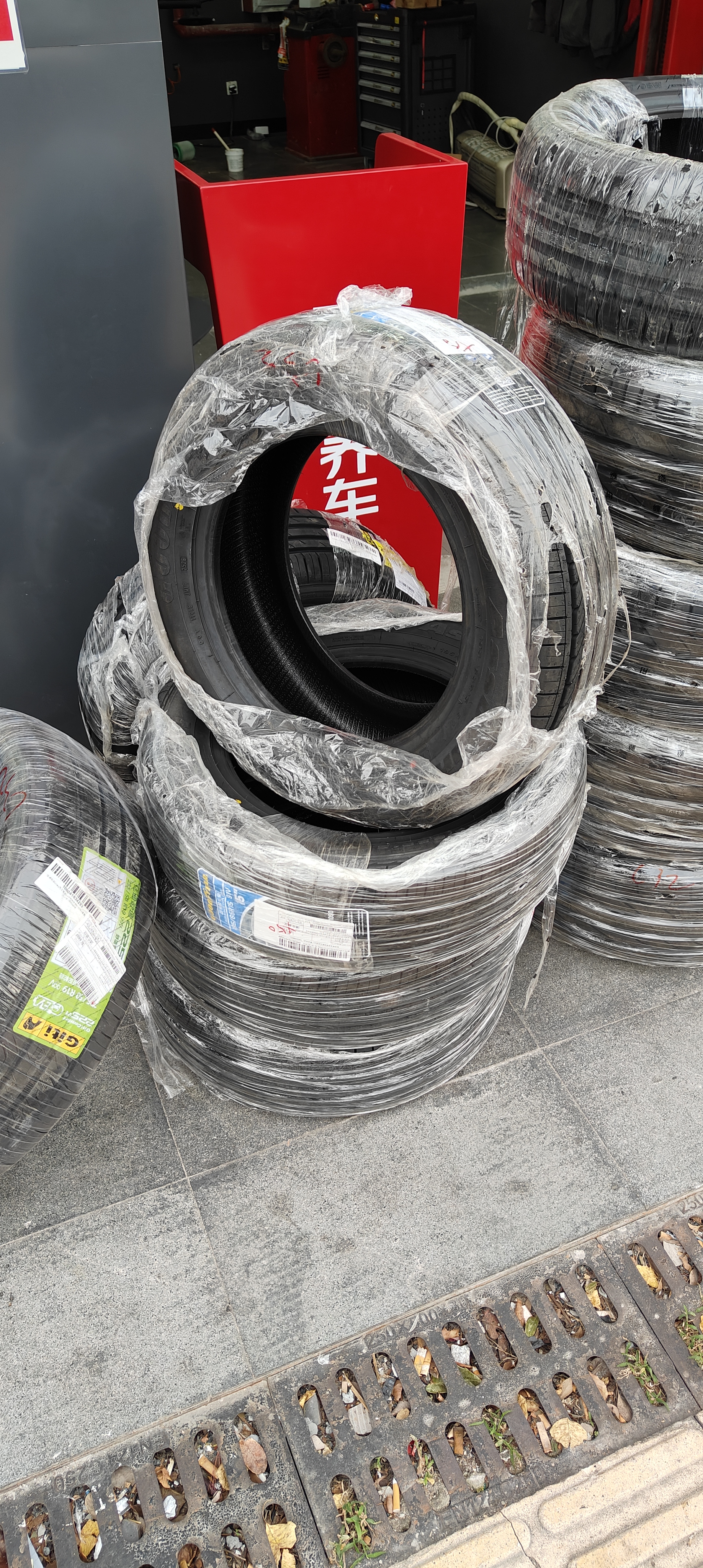 固特异（Goodyear）汽车轮胎  195/65R15 91V ATM 安乘 卡罗拉雷凌福克斯 实拍图