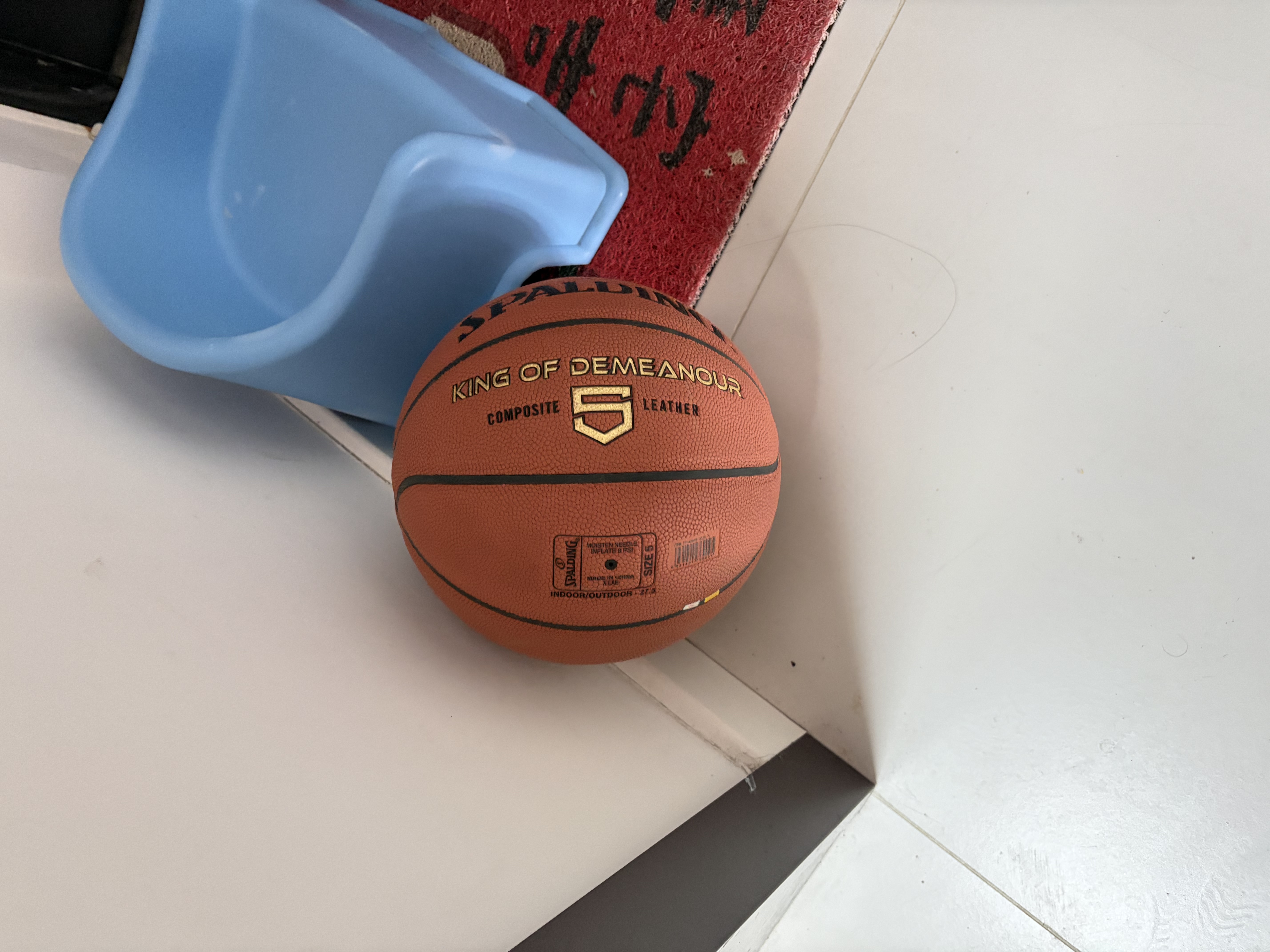 斯伯丁（SPALDING）篮球5号室内外耐磨兼用五号PU材质青少年儿童篮球77-476Y5 实拍图