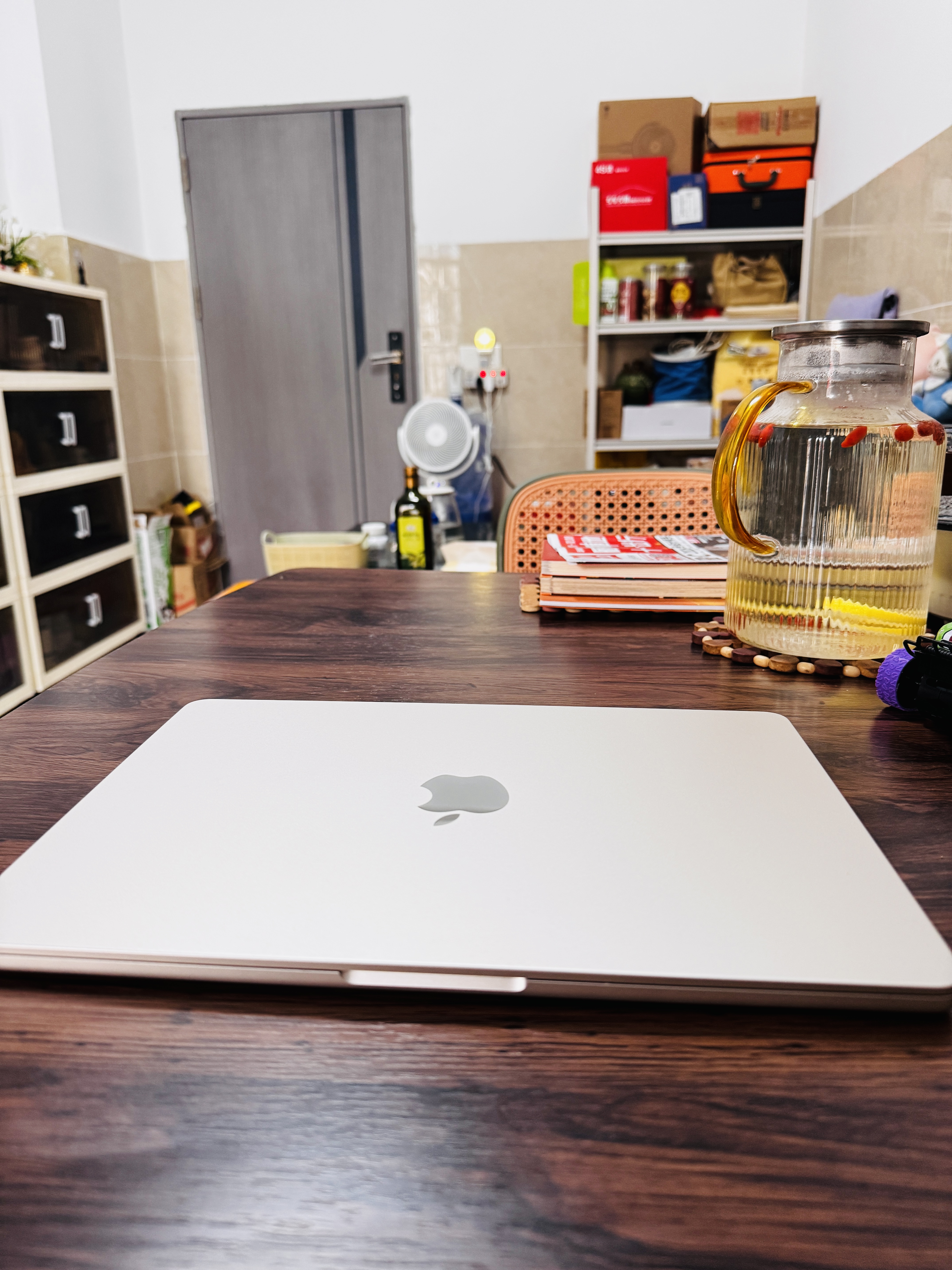 苹果/苹果AI/MacBook Air13英寸M5 (10+8核) 16G 512G星光色笔记本电脑MDHA4CH/A 实拍图