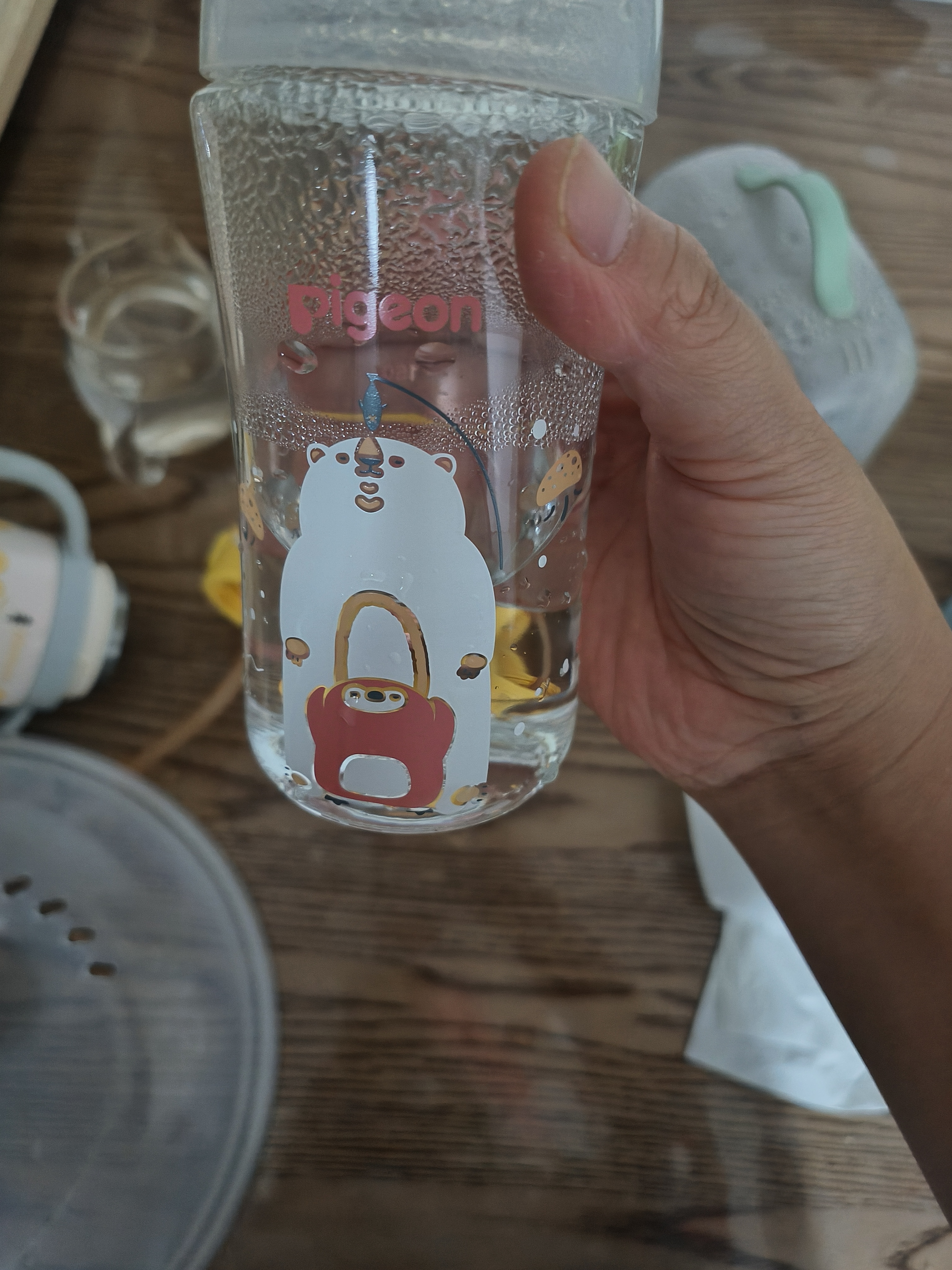 贝亲奶瓶婴儿新生儿玻璃材质自然实感宽口径奶瓶 240ml 6-9月 L奶嘴 实拍图