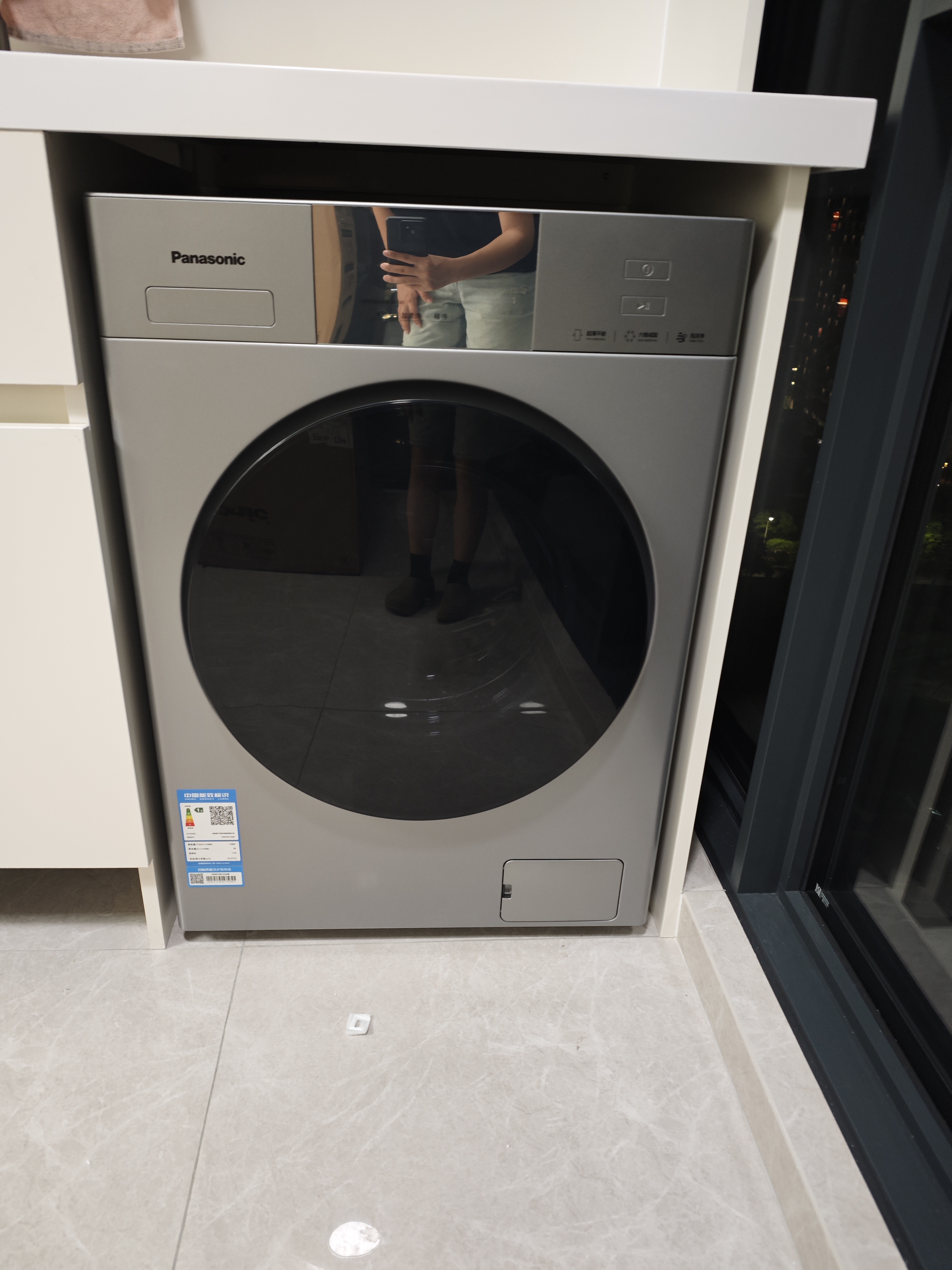 松下（Panasonic）大海豹京选 滚筒洗衣机 10KG大容量全自动 泡泡精华洗 快洗除菌螨 羊毛羽绒洗 XQG100-C3AB 实拍图