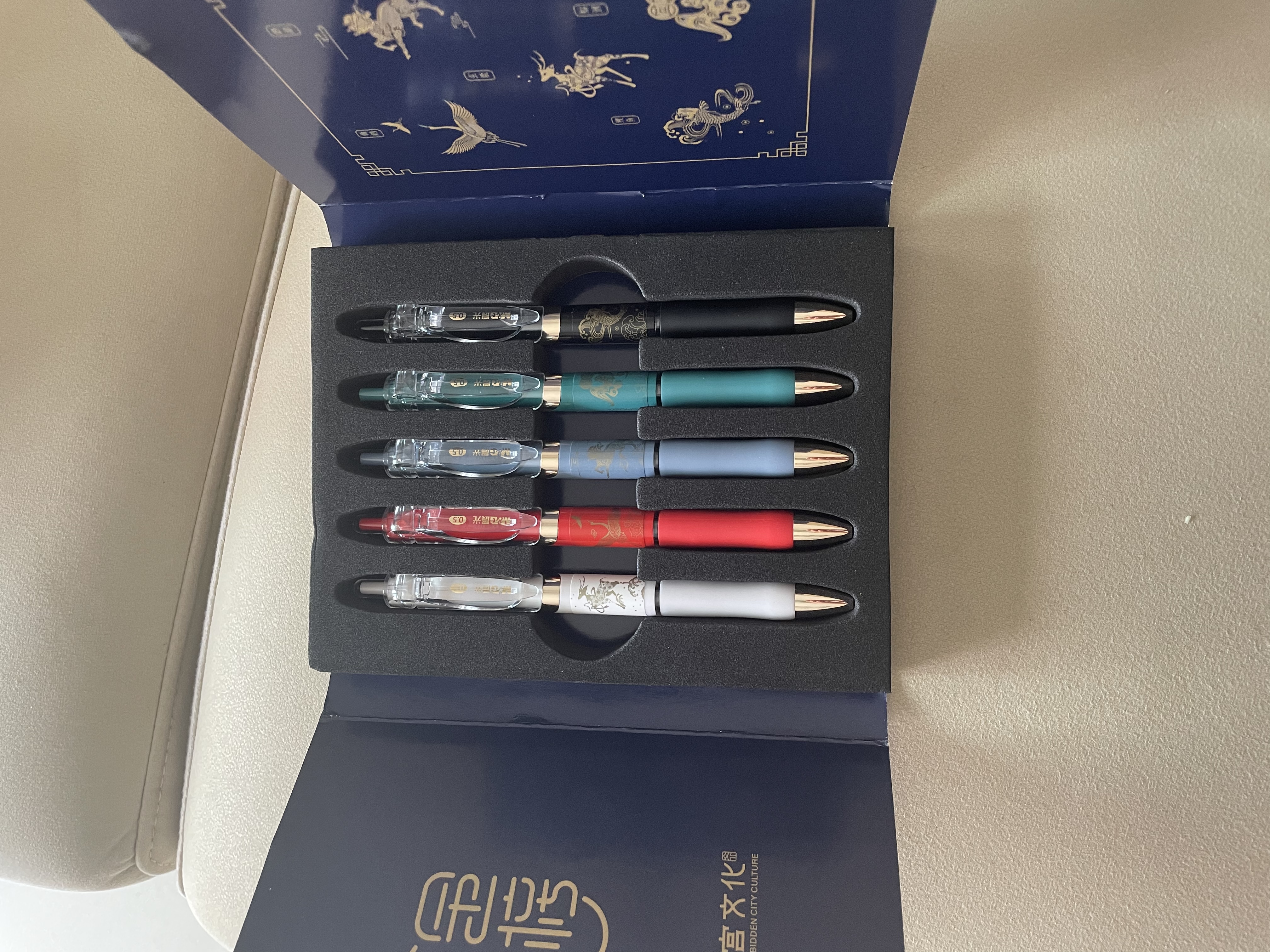 晨光（M&G）文具K35故宫文化金榜题名黑色0.5mm中性笔 学生按动子弹头签字笔 5支/盒AGPK35X4A开学 实拍图