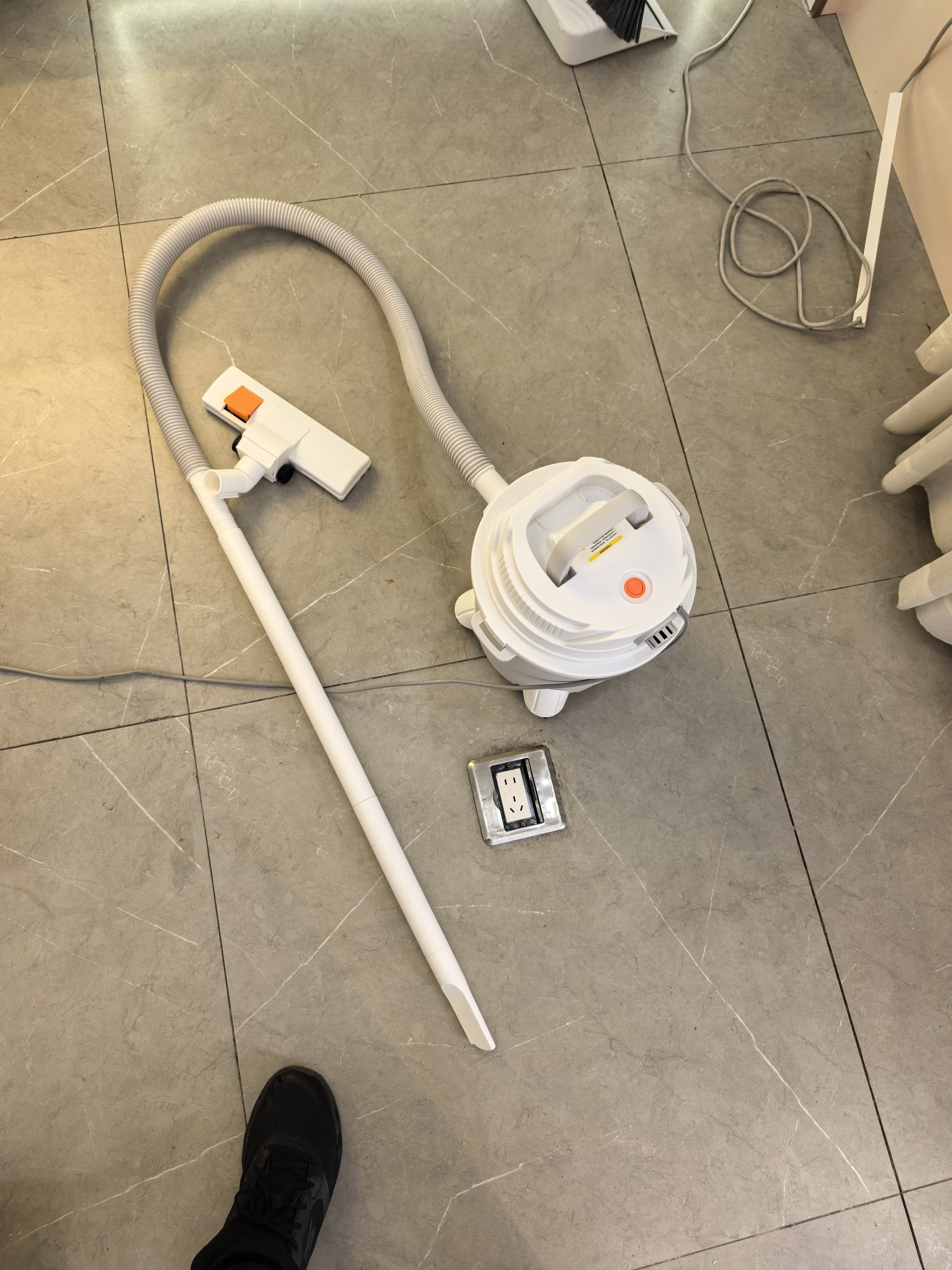 德尔玛（Deerma）【返50E卡到手102元】TJ700S 桶式吸尘器 开荒装修院子吹灰 家用商用 1200W大功率 3用吸头 实拍图