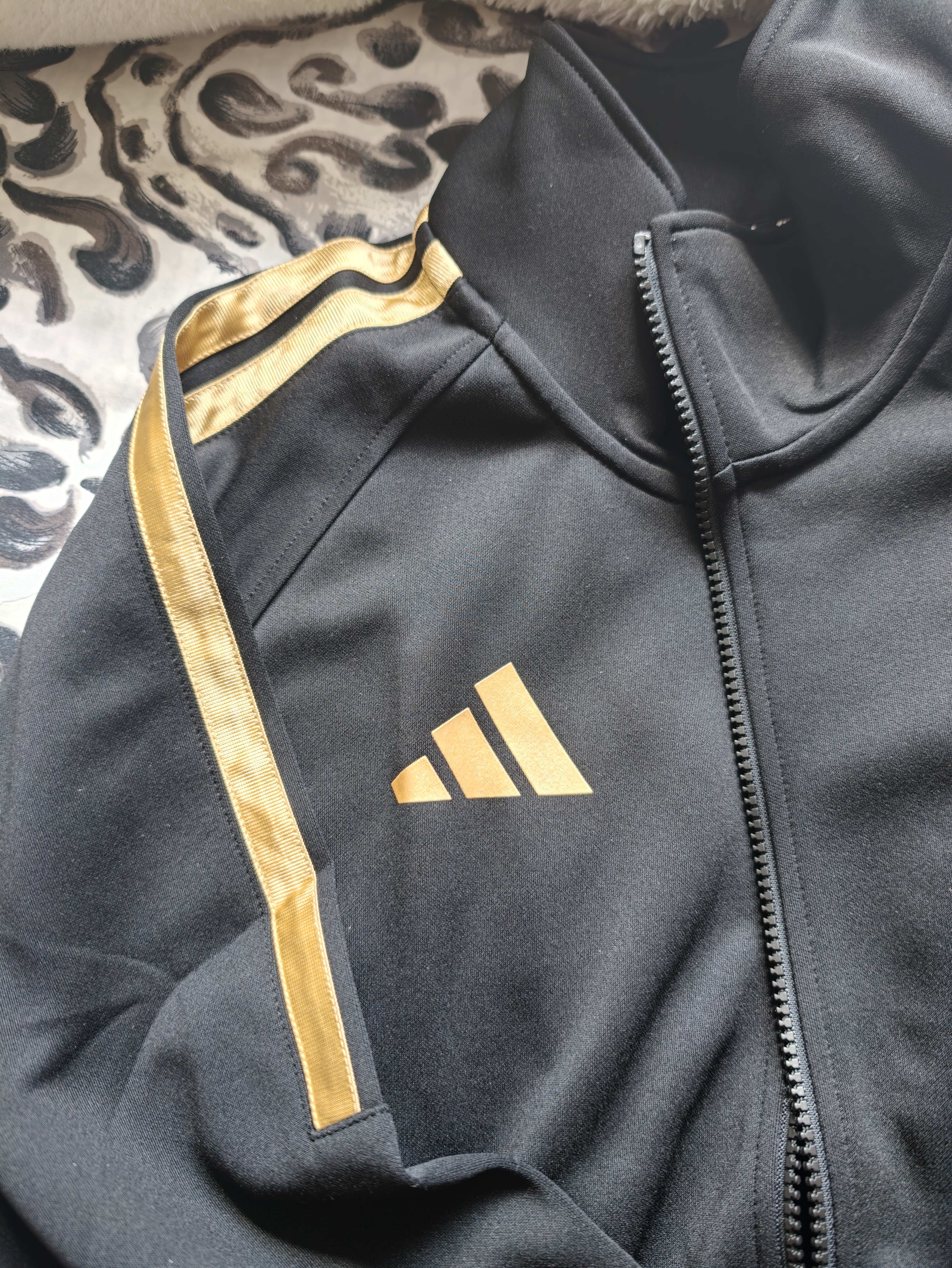 阿迪达斯（adidas）2026秋季新品运动套装健身跑步运动夹克直筒裤两件套 黑/金 L 晒单实拍图