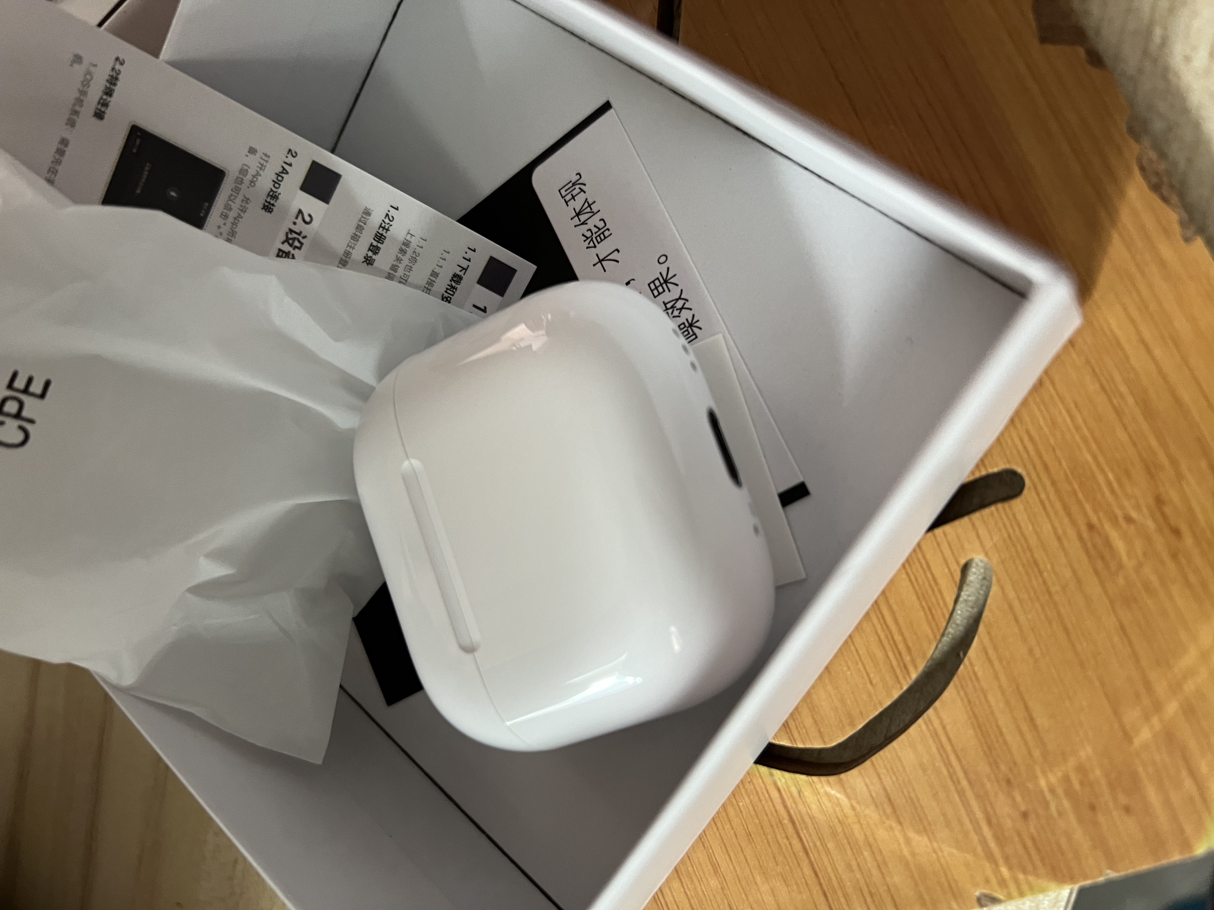 UKL【华强北顶配丨Air5代降噪款】蓝牙耳机适配苹果无线2026新款半入耳式iphone18/17/16/15/14pods5 【原版正装全功能主动降噪版】 【主动降噪+空间音頻+滑动调音】 实拍图