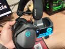 漫步者（EDIFIER）HECATE G5 MAX底座版 2.4G有线蓝牙THX音效头戴式无线耳机电竞游戏电脑专用三角洲FPS吃鸡灰色 实拍图