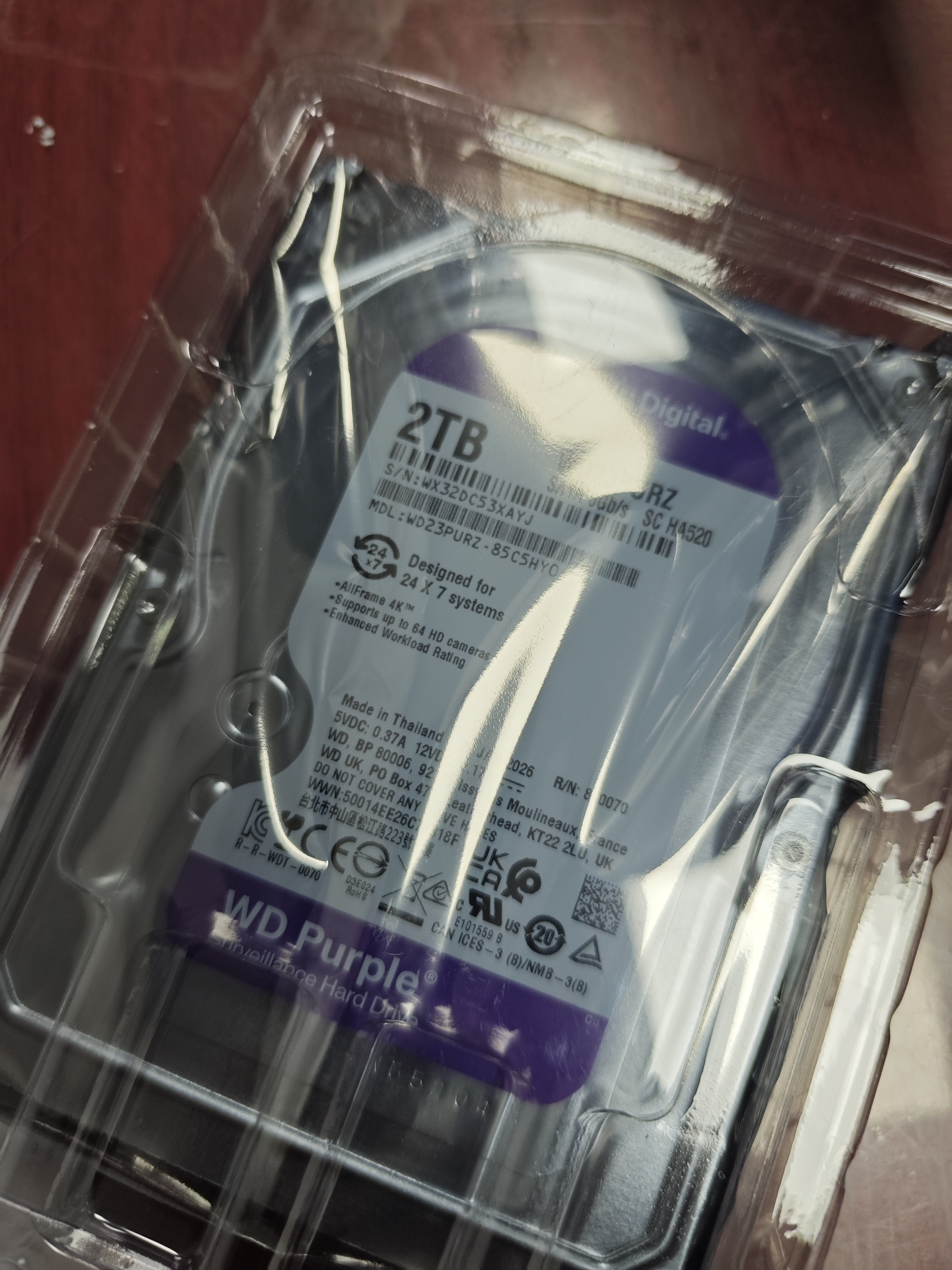西部数据（WD）2TB 监控级机械硬盘 WD Purple 西数紫盘 SATA 64MB CMR垂直 安防存储 3.5英寸 WD23PURZ 实拍图