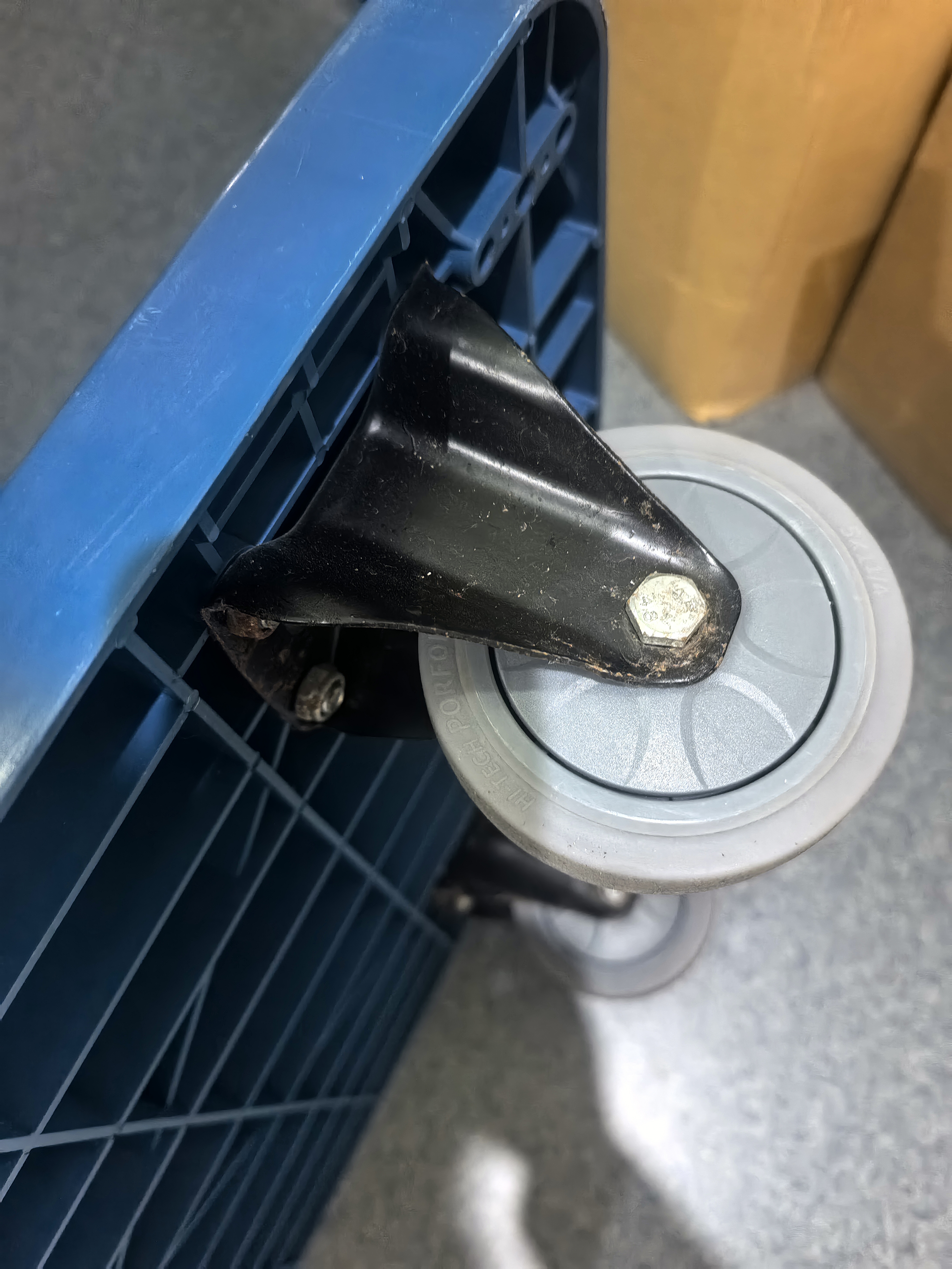 轮斯特 静音单轮子3到8寸平板车轱辘重型橡胶拖车防缠绕万向轮 5寸中型静音单轮 实拍图