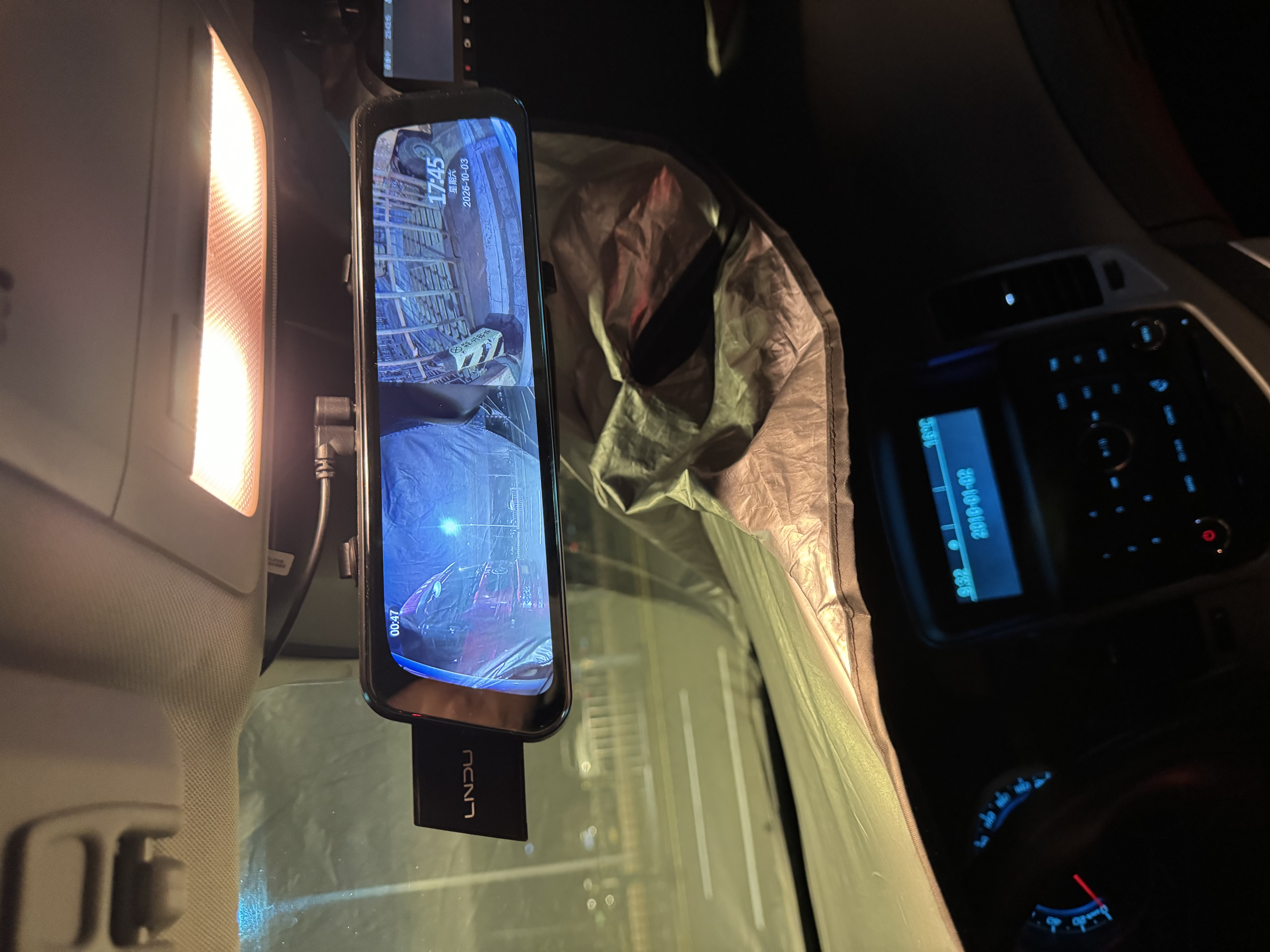 LNDU凌度行车记录仪前后双录HS880BAir高清1440P+2K流媒体后视镜倒车 实拍图
