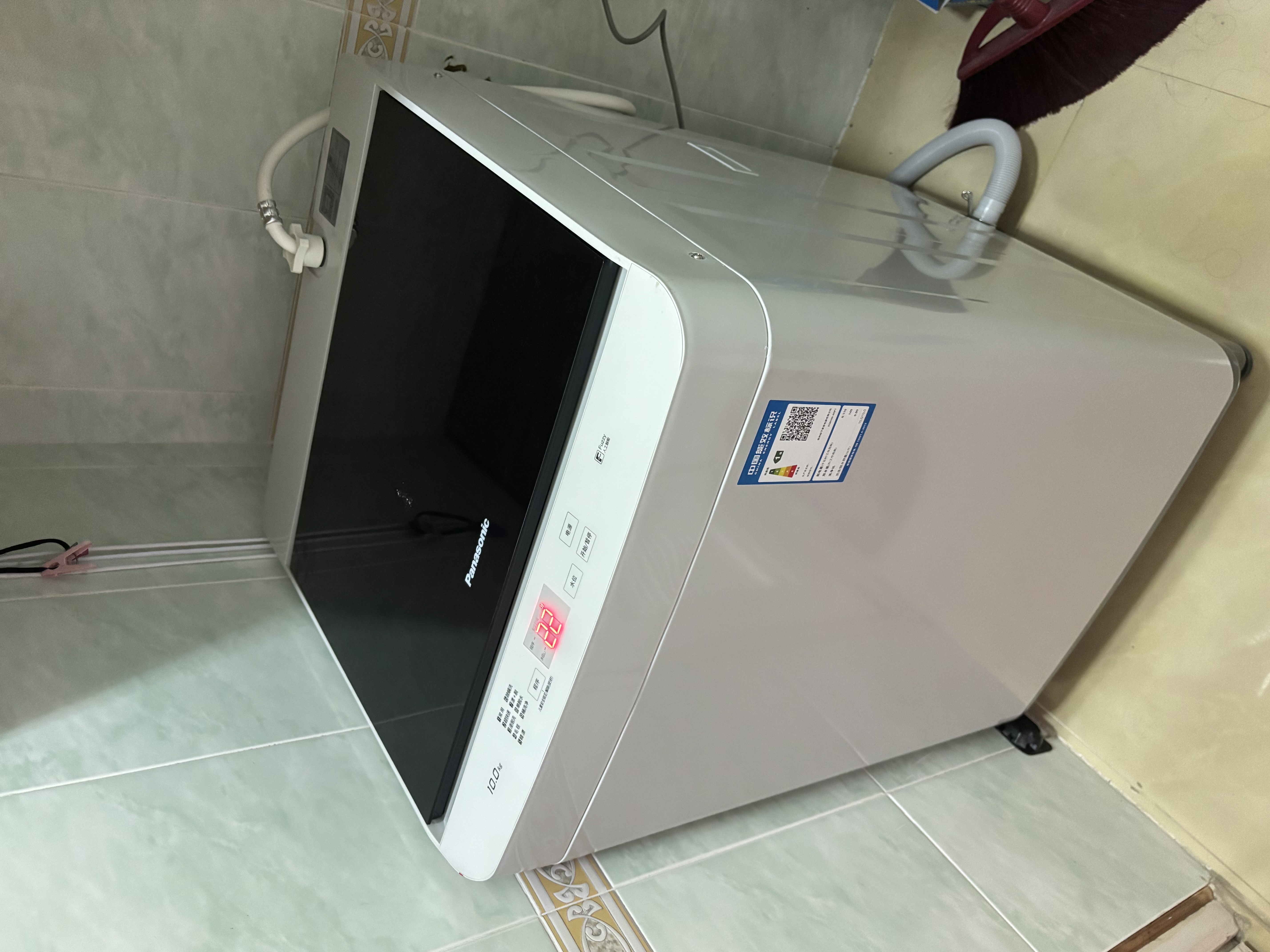 松下（Panasonic）抗菌除螨 波轮洗衣机 10KG大容量 一级能效 全自动家用 XQB100-8QF1 实拍图
