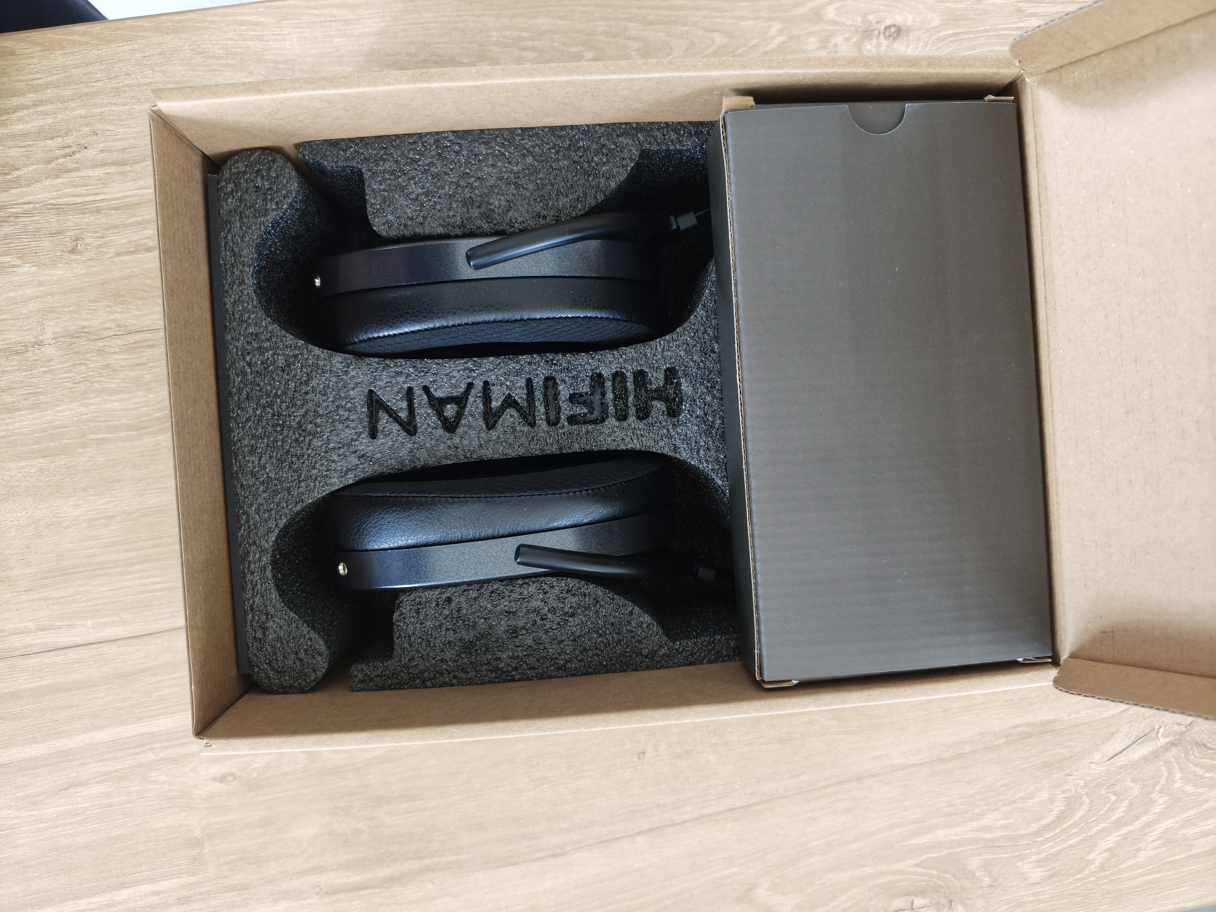 HIFIMAN（海菲曼）Arya录音师隐形磁体版平板振膜HIFI发烧头戴式耳机 实拍图