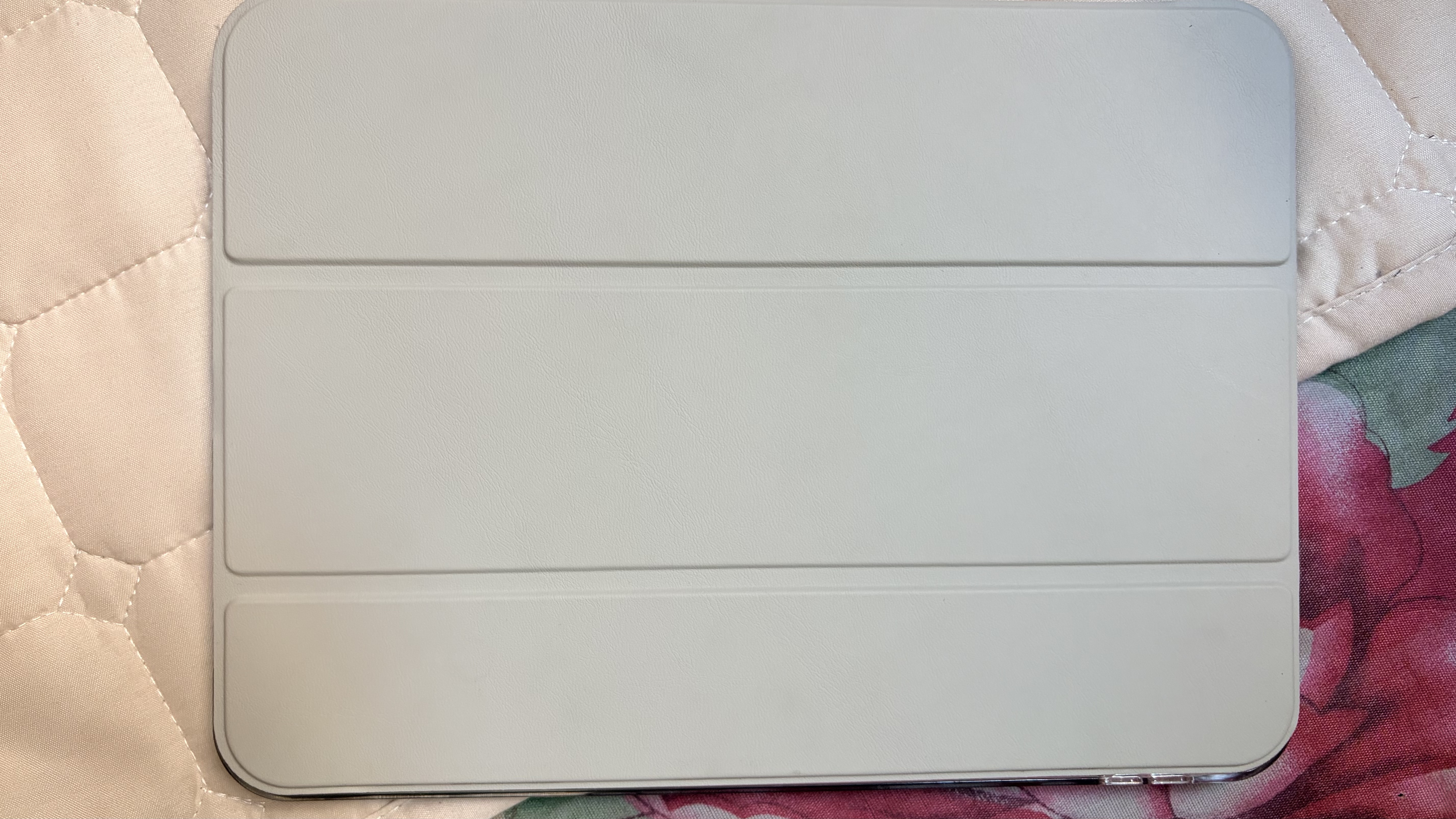 绿联适用iPad11保护壳2025款11英寸A16芯片通用ipad10第十代苹果平板保护套磨砂支架轻薄防弯白灰色 实拍图