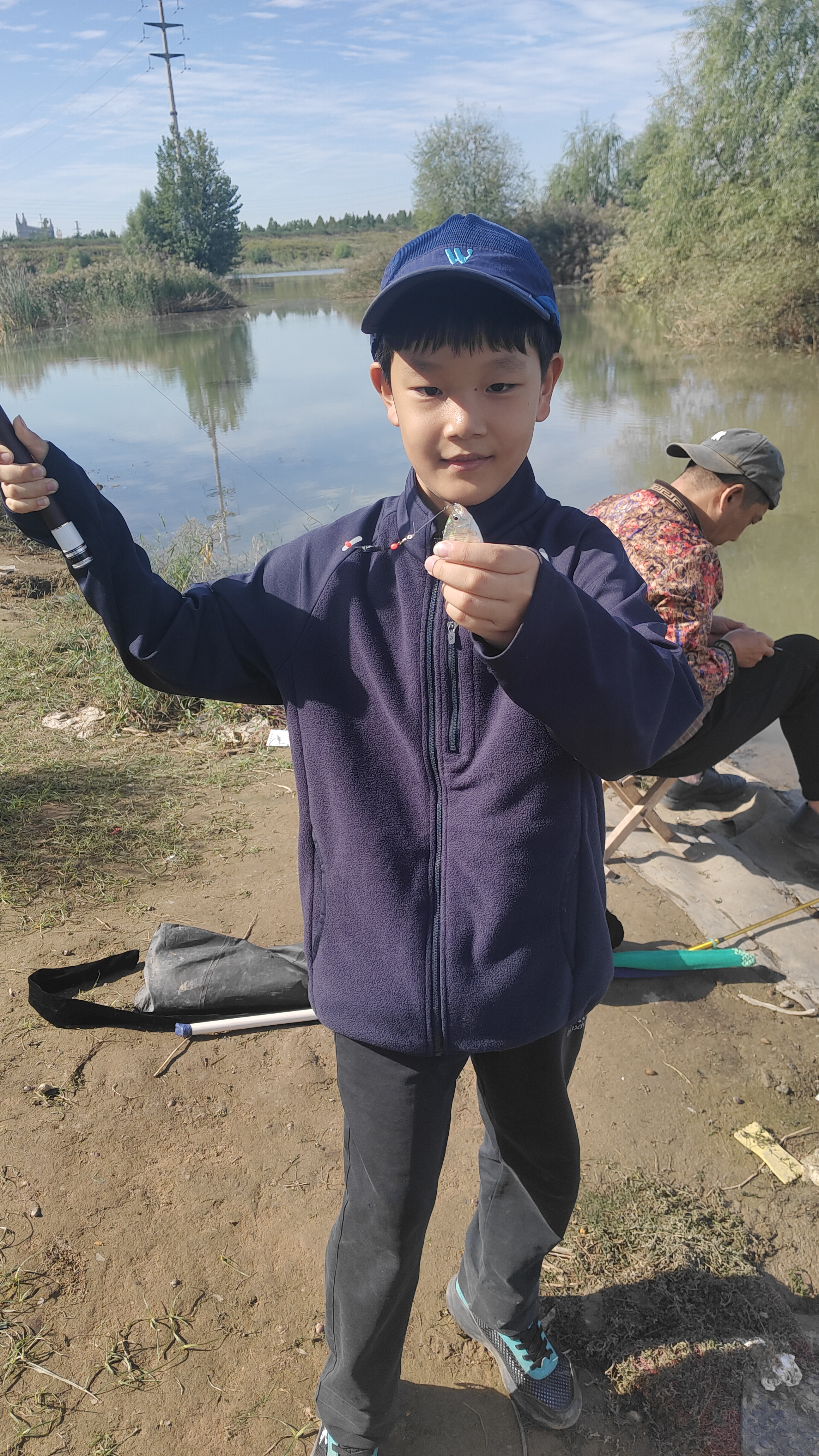 钓鱼竿手竿高碳素鱼竿超轻超硬台钓竿28调19调大物杆鲫鲤鱼竿套装 4.5m 送竿稍+礼品 【纯碳入门版】6H28偏19调达瓦冒险家 实拍图