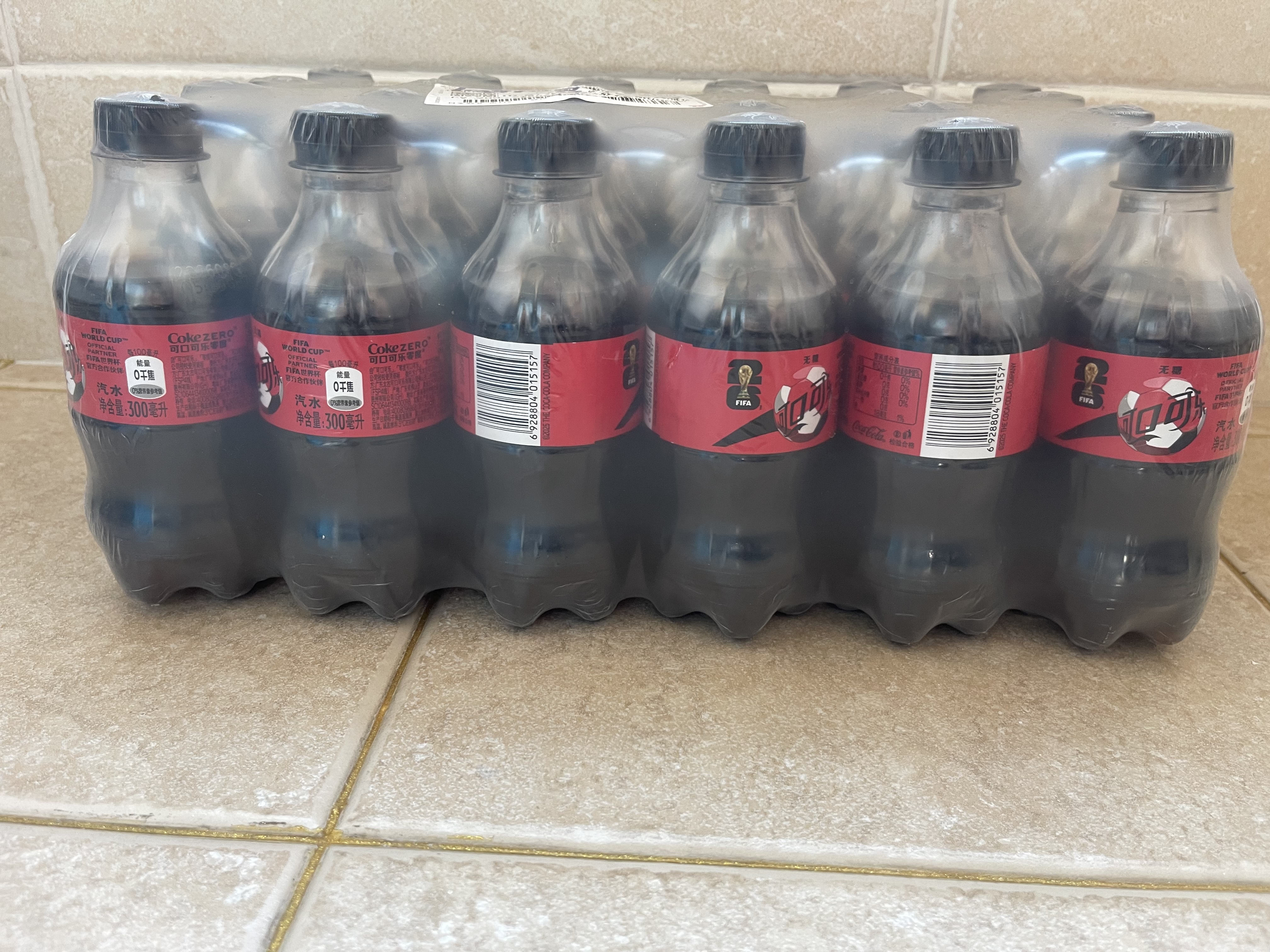 可口可乐（Coca-Cola）零度 无糖零卡 汽水 碳酸饮料 300ml*24瓶 新老包装随机发 实拍图