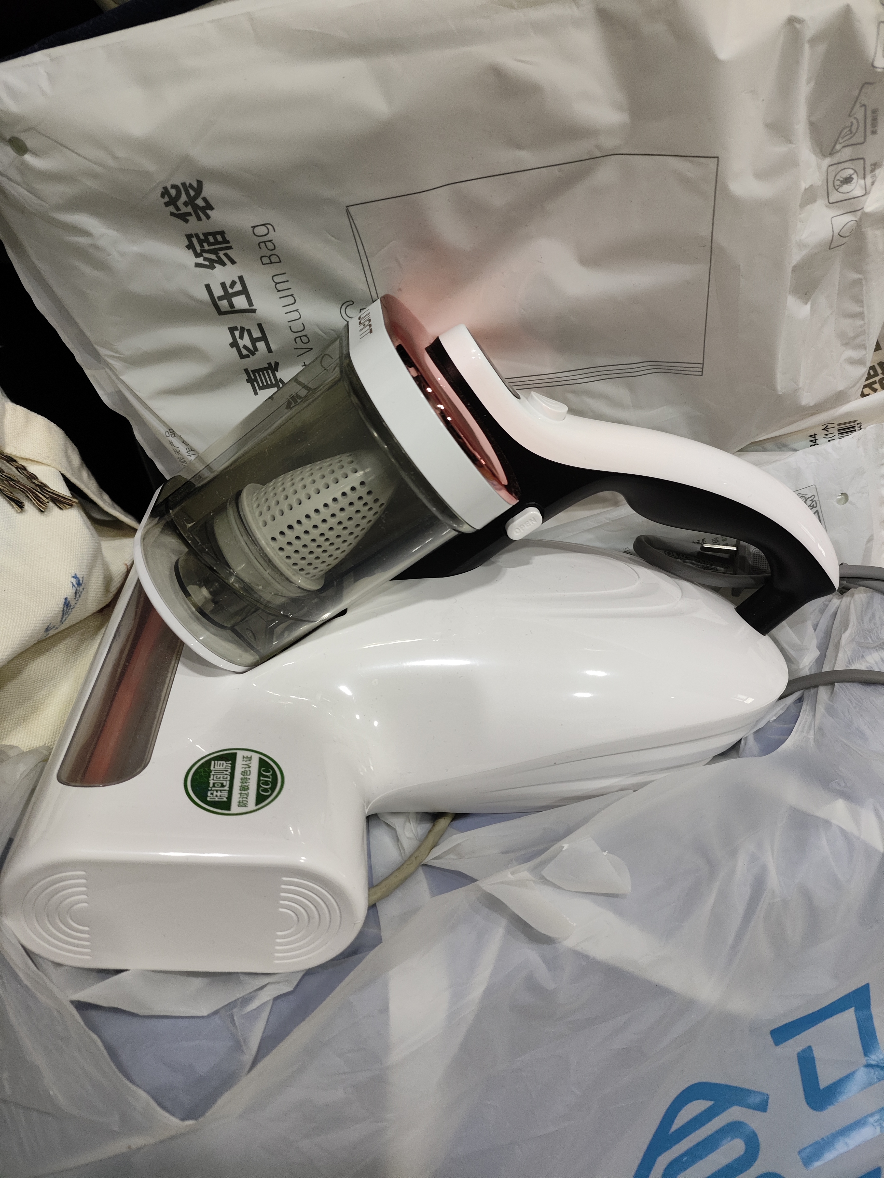 UWANT【价保双11】友望大白ultra除螨仪器热销TOP1大功率宠物除毛床上吸尘器高温杀菌吸尘三合一 除螨机 实拍图