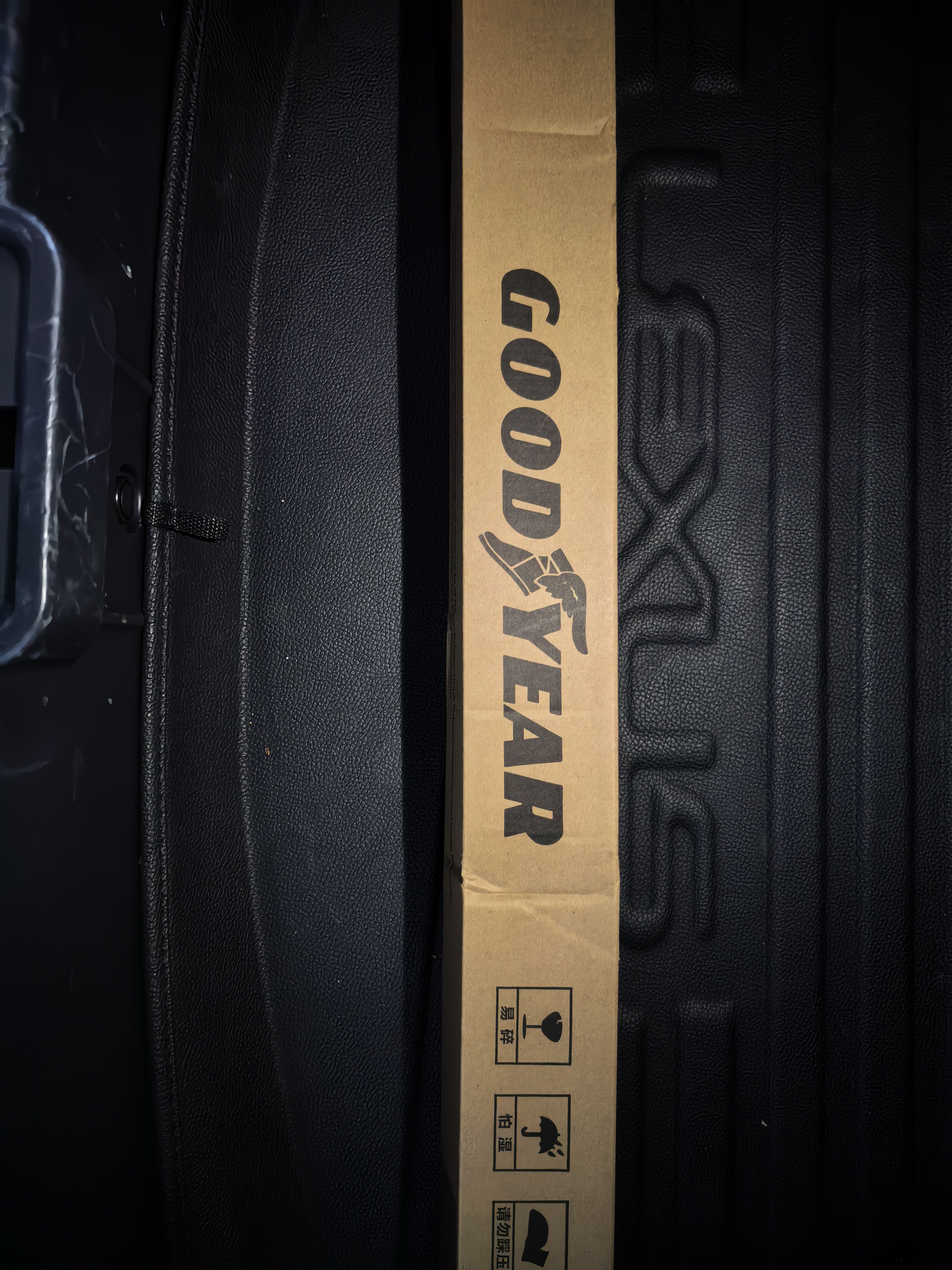 固特异（Goodyear）雷克萨斯ES雨刮器12至24款U型无骨胶条原装原厂前雨刷片 实拍图