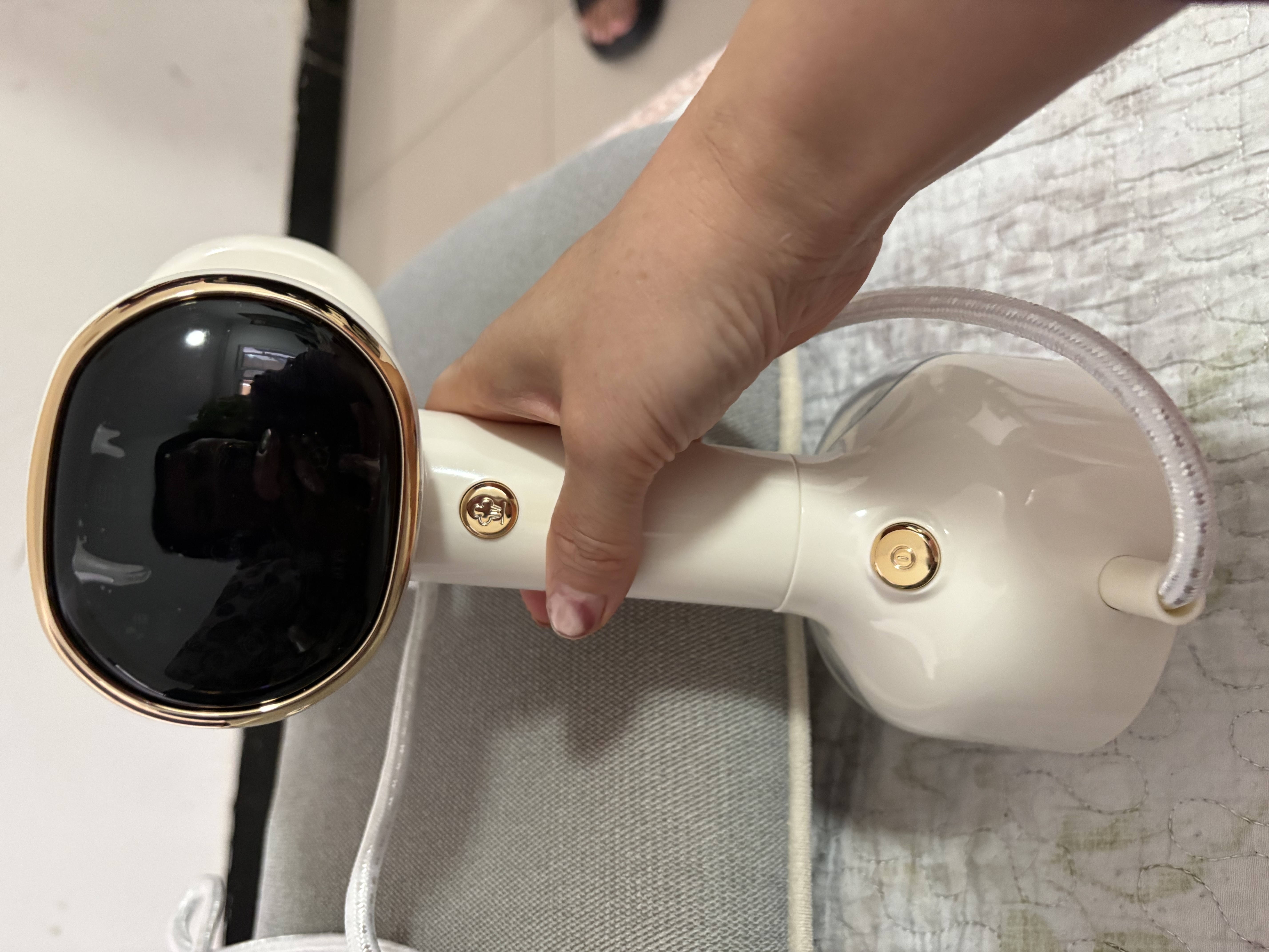 小熊（Bear）【有钛吸烫机】吸附式手持挂烫机新款家用熨烫机蒸汽电熨斗大功率GTJ-H13A6 实拍图