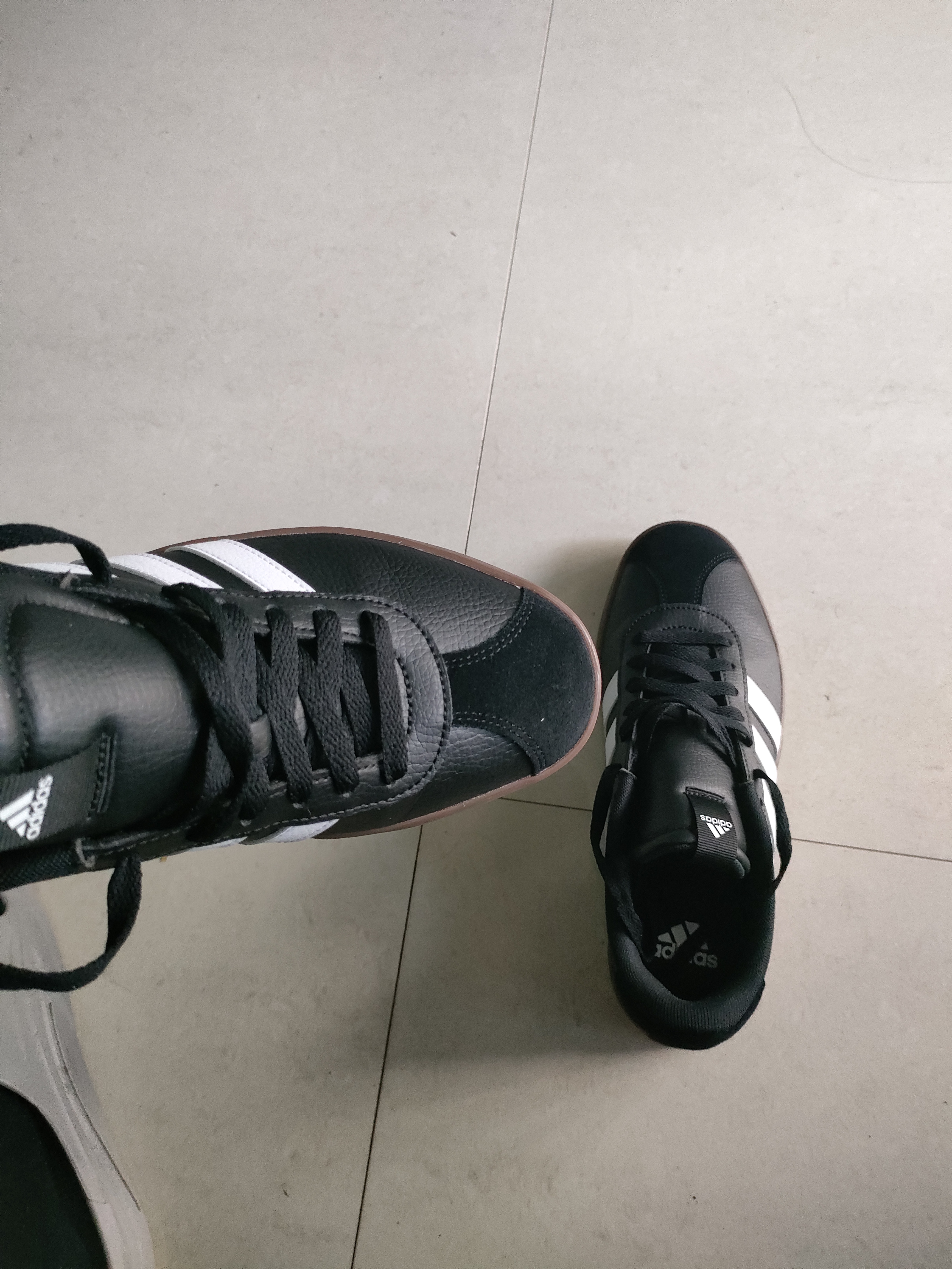阿迪达斯（adidas）男 运动休闲鞋 VL COURT 3.0 ID6286 黑色 41码/UK7.5 实拍图
