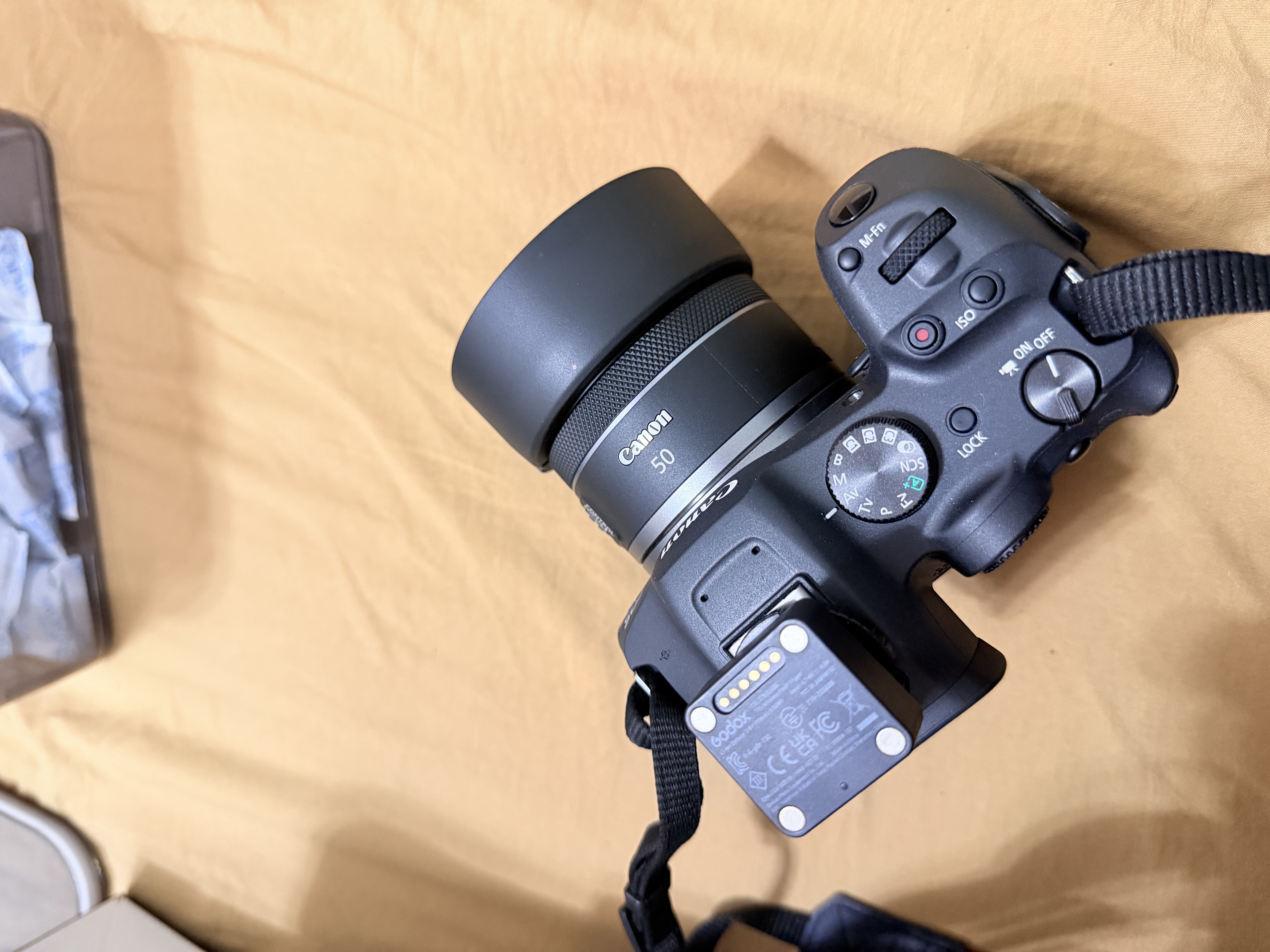 佳能（Canon）RF50F1.8人像大光圈定焦镜头 佳能501.8 小痰盂RF镜头 微单相机 实拍图
