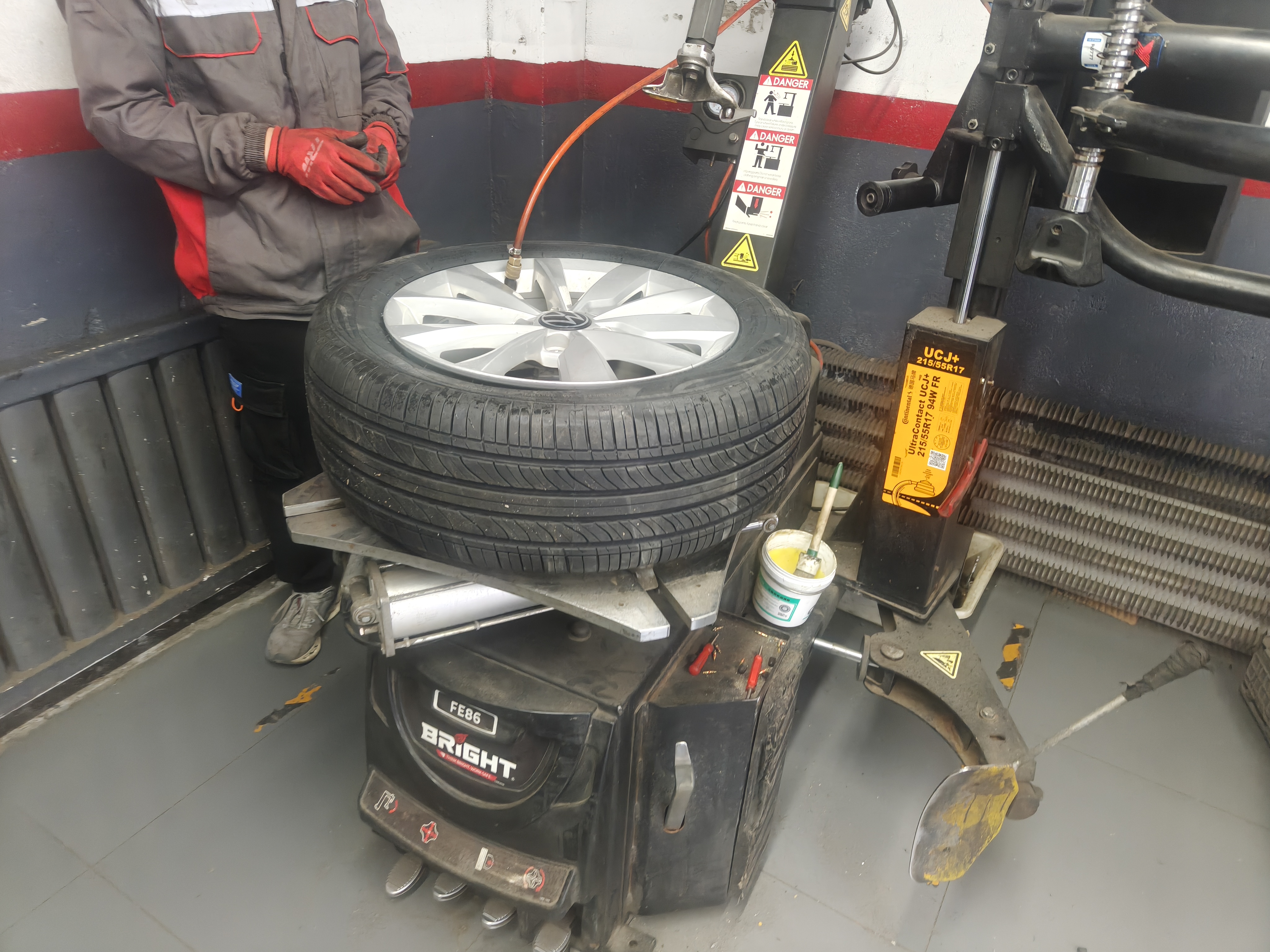 佳通轮胎(Giti)汽车轮胎205/55R16 94V  F22 原配 大众朗逸/吉利宝腾S70 实拍图