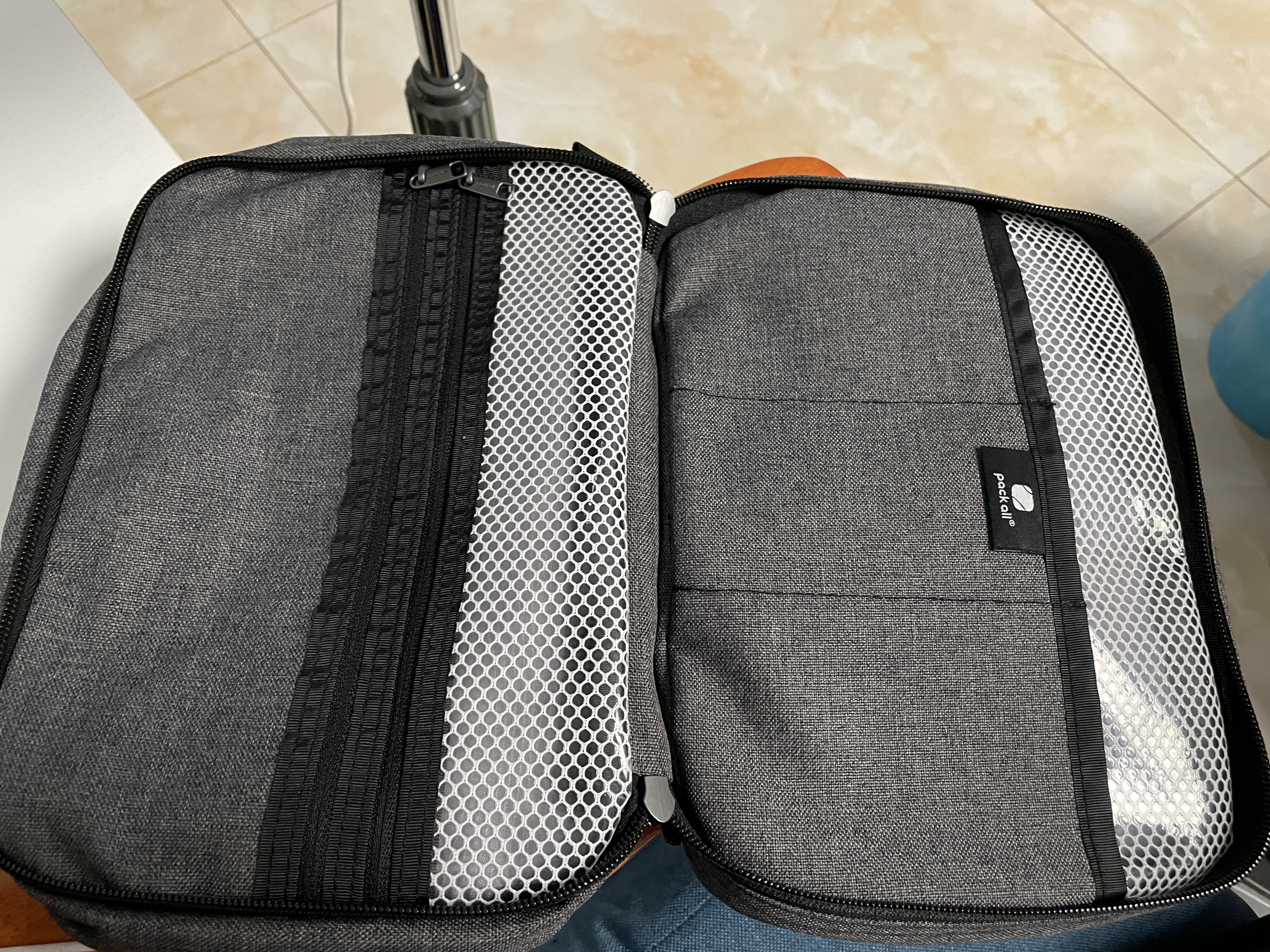 pack all旅行洗漱包男士出差健身游泳便携收纳包干湿分离手提大容量 灰色 实拍图
