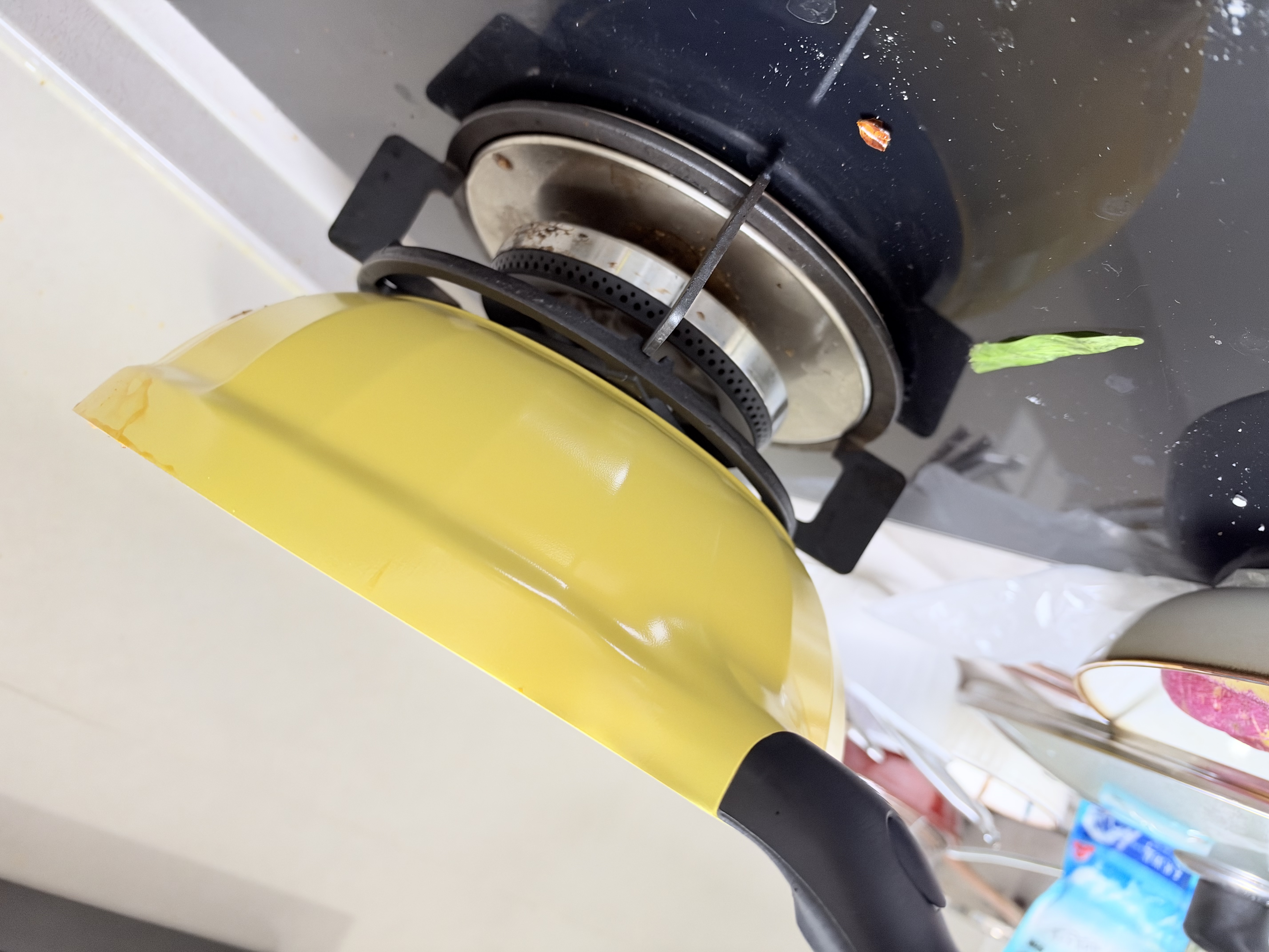 北鼎（Buydeem）不粘煎炒锅平底锅9倍耐磨少油烟轻便0氟陶瓷月瓷炒锅30cm小鹅黄 实拍图