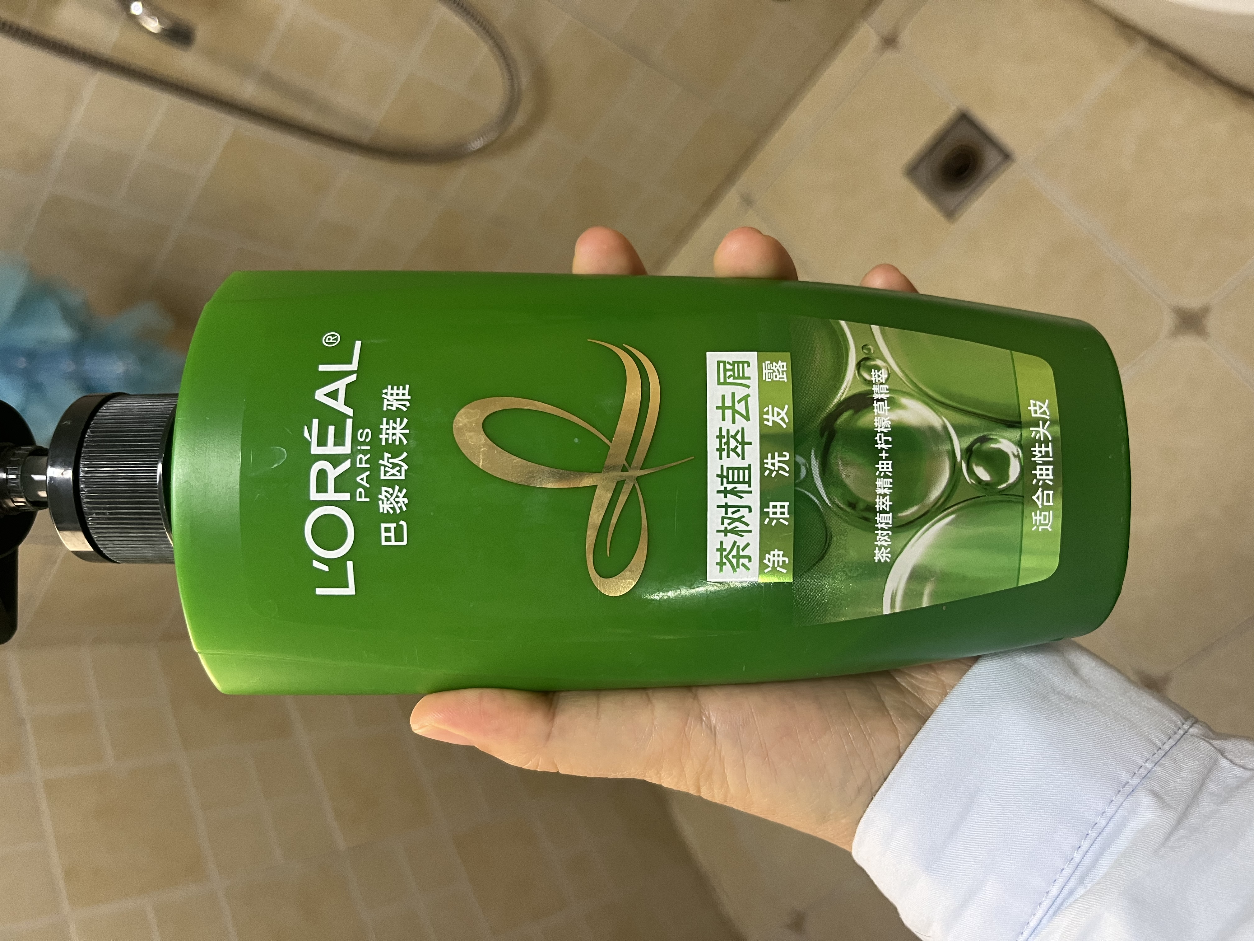 欧莱雅茶树洗发水 植萃去屑清爽控油去油男士女士洗发露500ml 实拍图