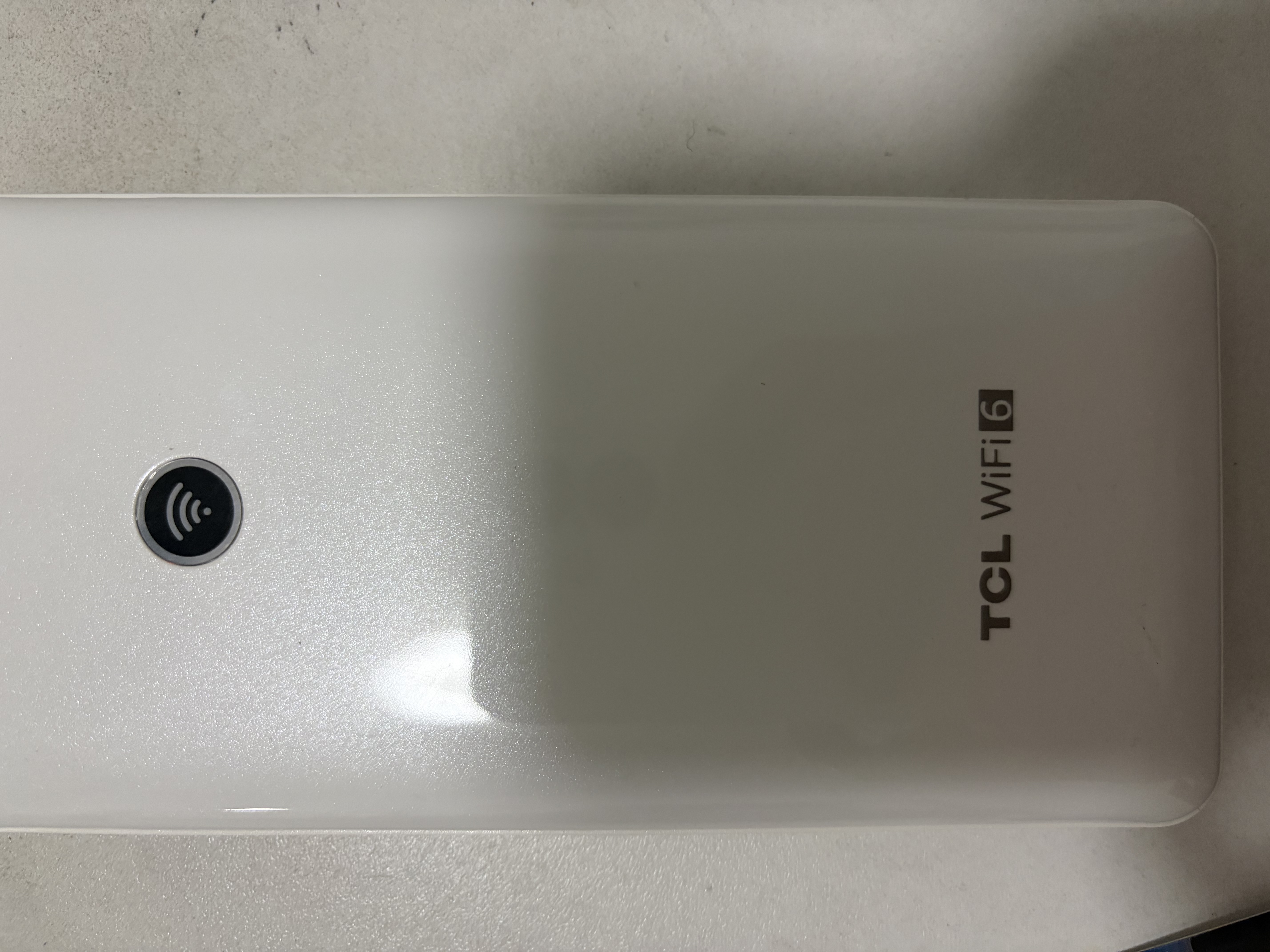 TCL随身wifi2026新款全国通用可移动便携式热点免插卡无线网wi-fi6无限制大流量车载4G路由器5GXY15B 有线充电无线上网【10000毫安超长续航】 足额不虚标月享1500G流量 实拍图