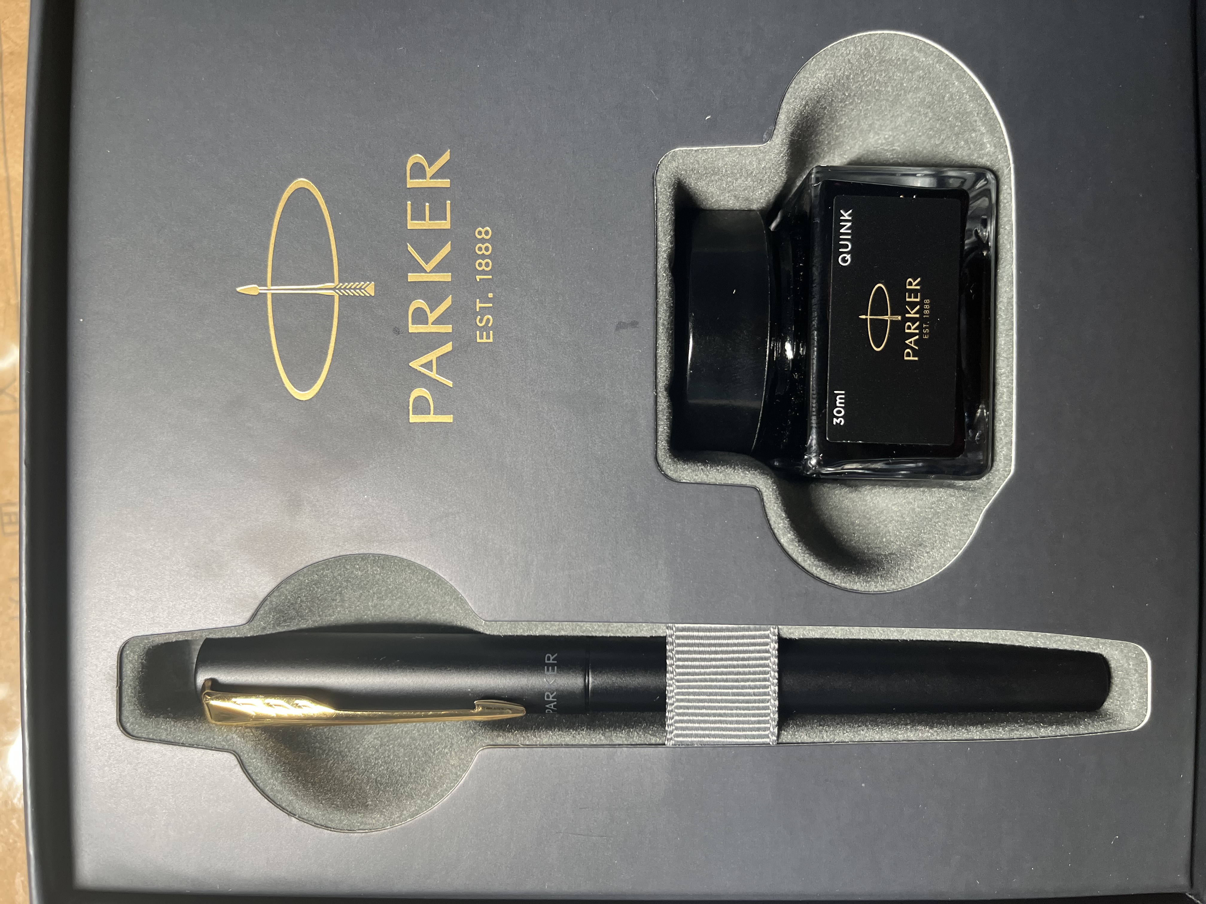 派克（PARKER）钢笔签字笔办公自用送礼威雅XL经典黑金夹墨水笔+小墨水礼盒男生女生礼物白条优惠 实拍图