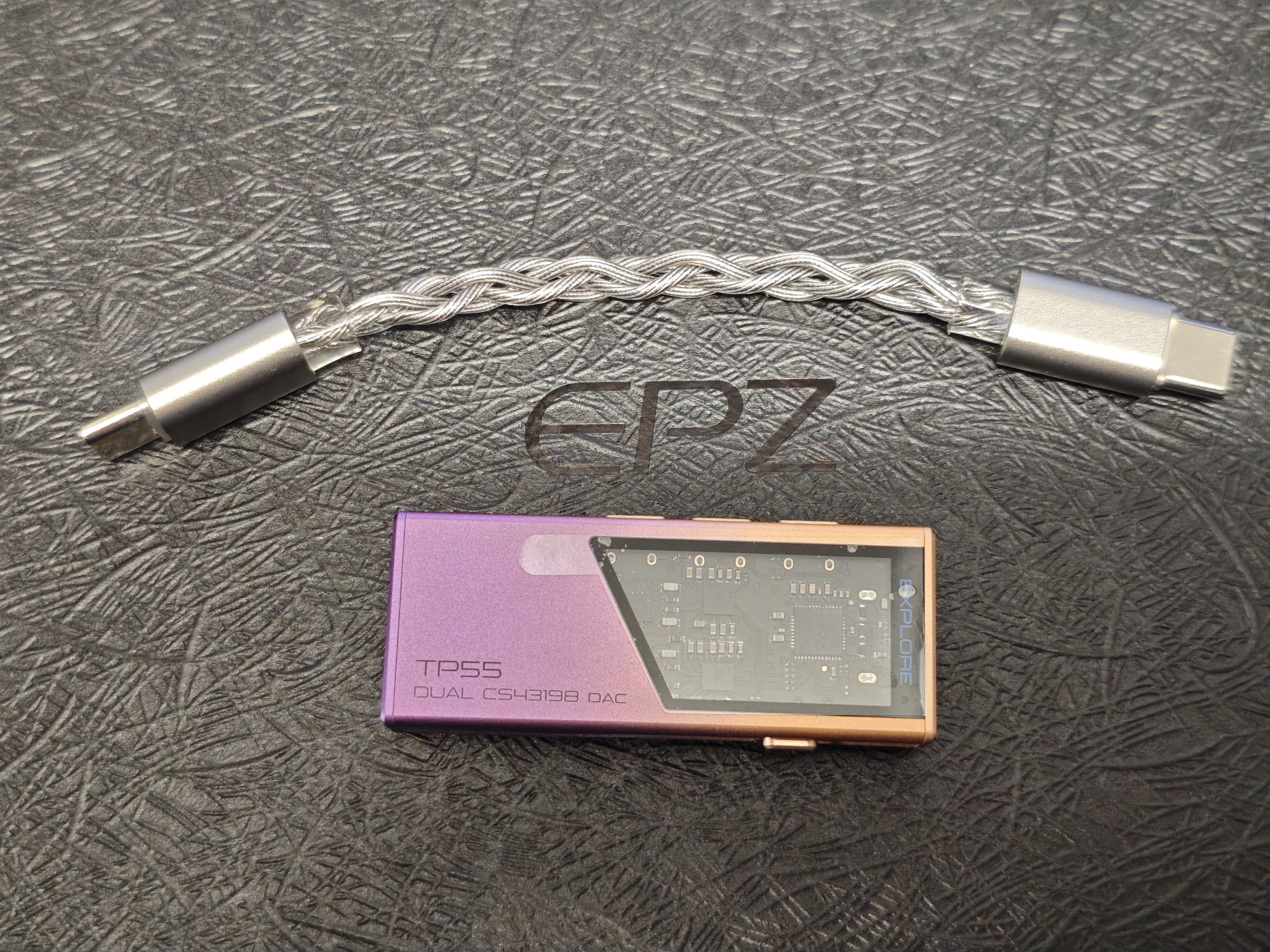 EPZ TP55【下单送背夹】旗舰级解码器 便携式专业音频 功放解码耳放HIFI播放器小尾巴3.5/4.4游戏声卡 【京东仓】日照紫 10段调音【TYPE-C直插版】 实拍图