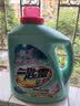 花王（KAO）洗衣液2.8kg 亮彩增艳防褪护色持久留香强力去污洗衣服香 实拍图