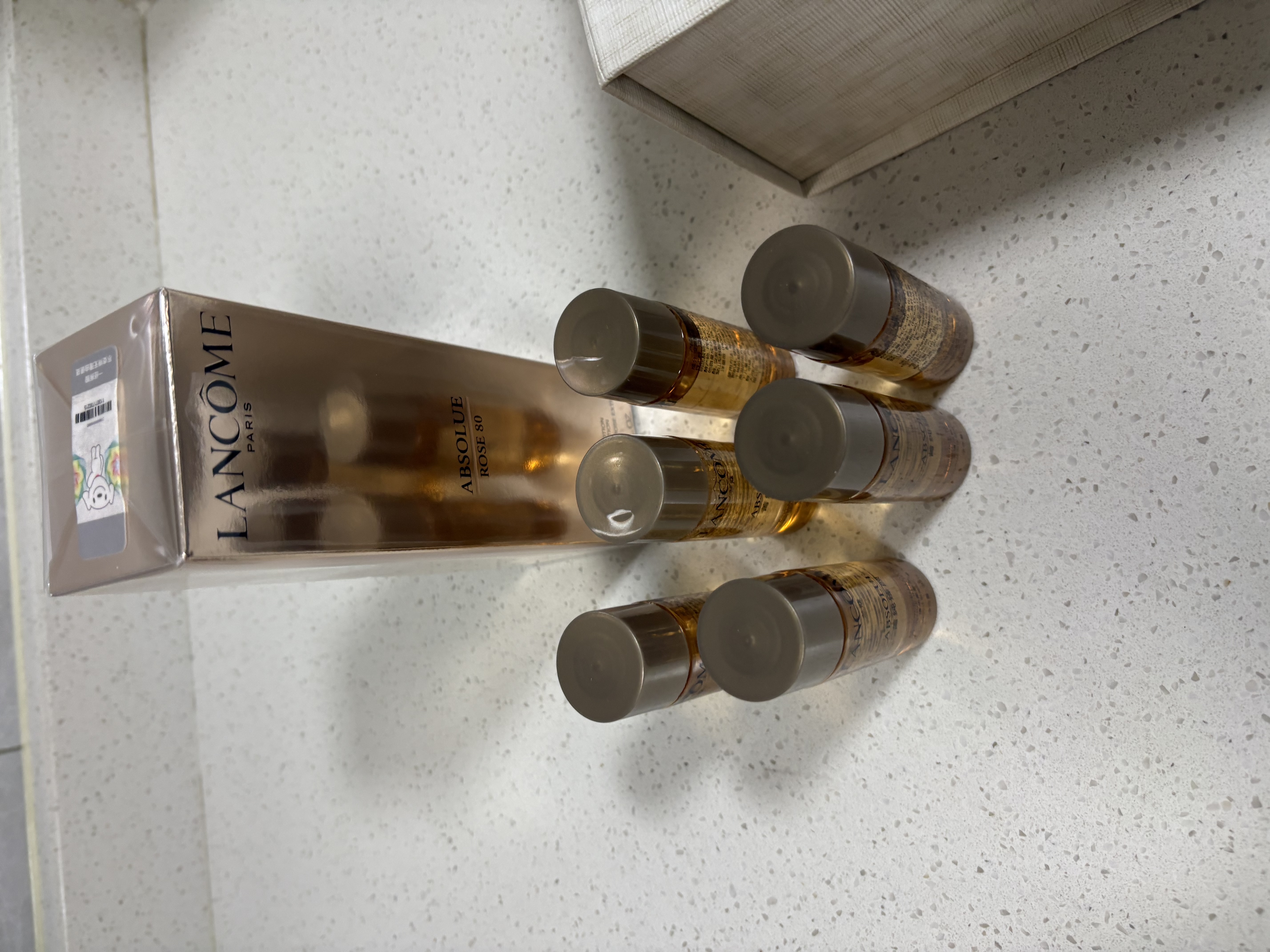 兰蔻菁纯臻颜精华柔肤水礼盒装150ml+30ml*6 实拍图
