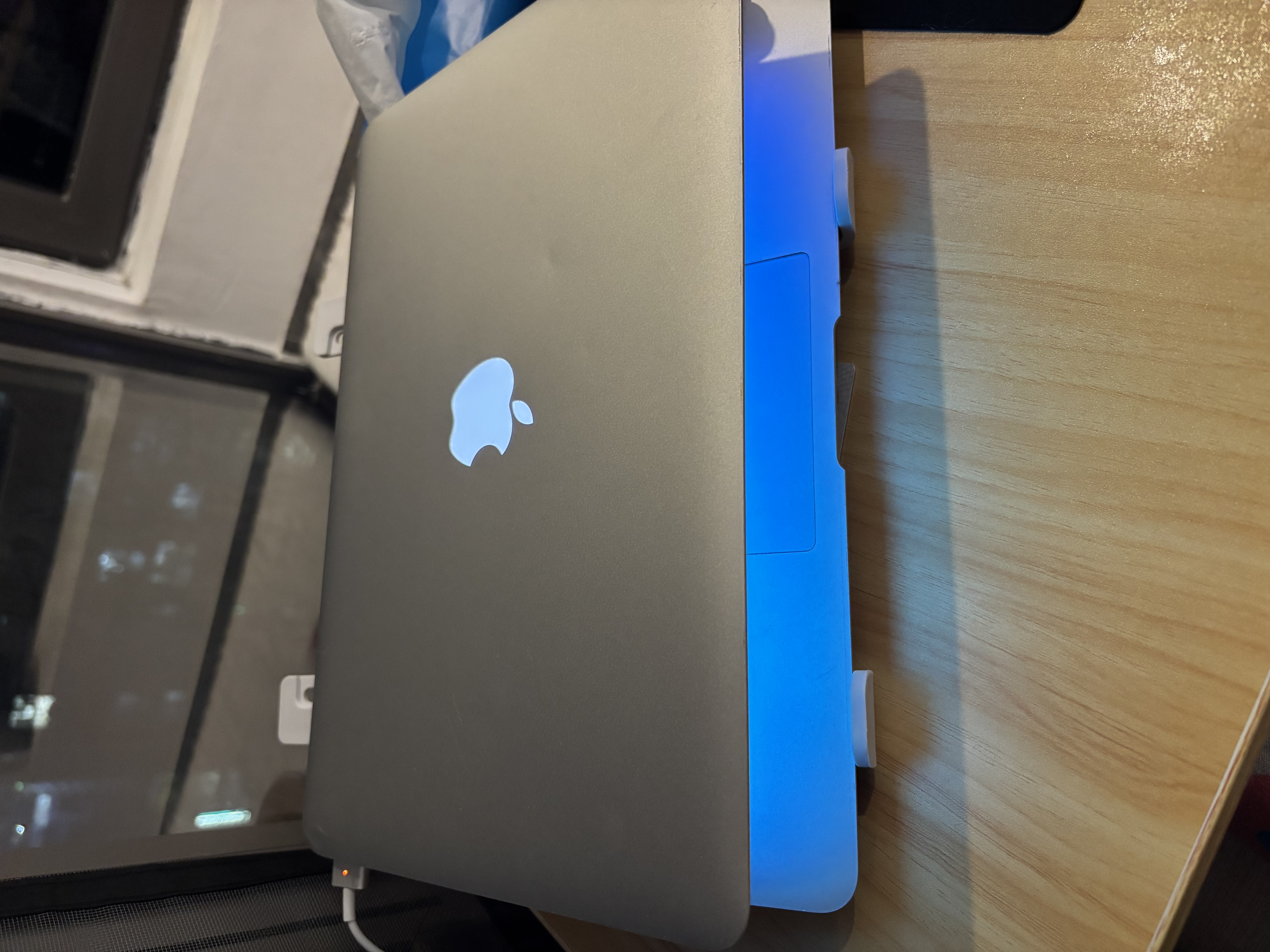 苹果（Apple） MacBook Pro/Air 二手苹果笔记本电脑 商务 办公 游戏 设计 剪辑 95新【超薄丨店长力荐】17款D42-8G/256 实拍图