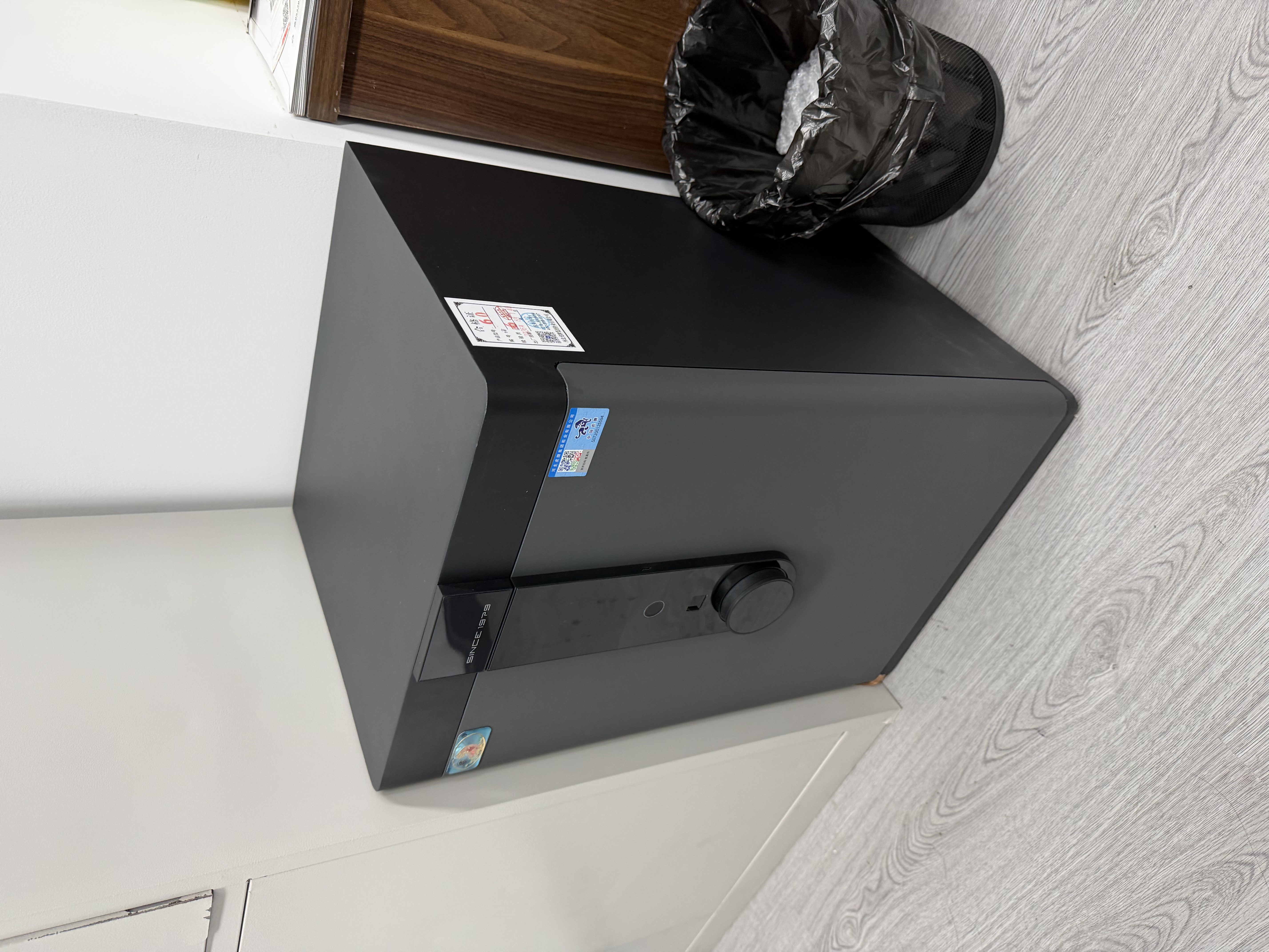 虎牌保险柜家用办公指纹密码WiFi全钢可入墙保险箱 60维克灰 虎牌卓尚/触屏密码+TOUCH指纹 实拍图