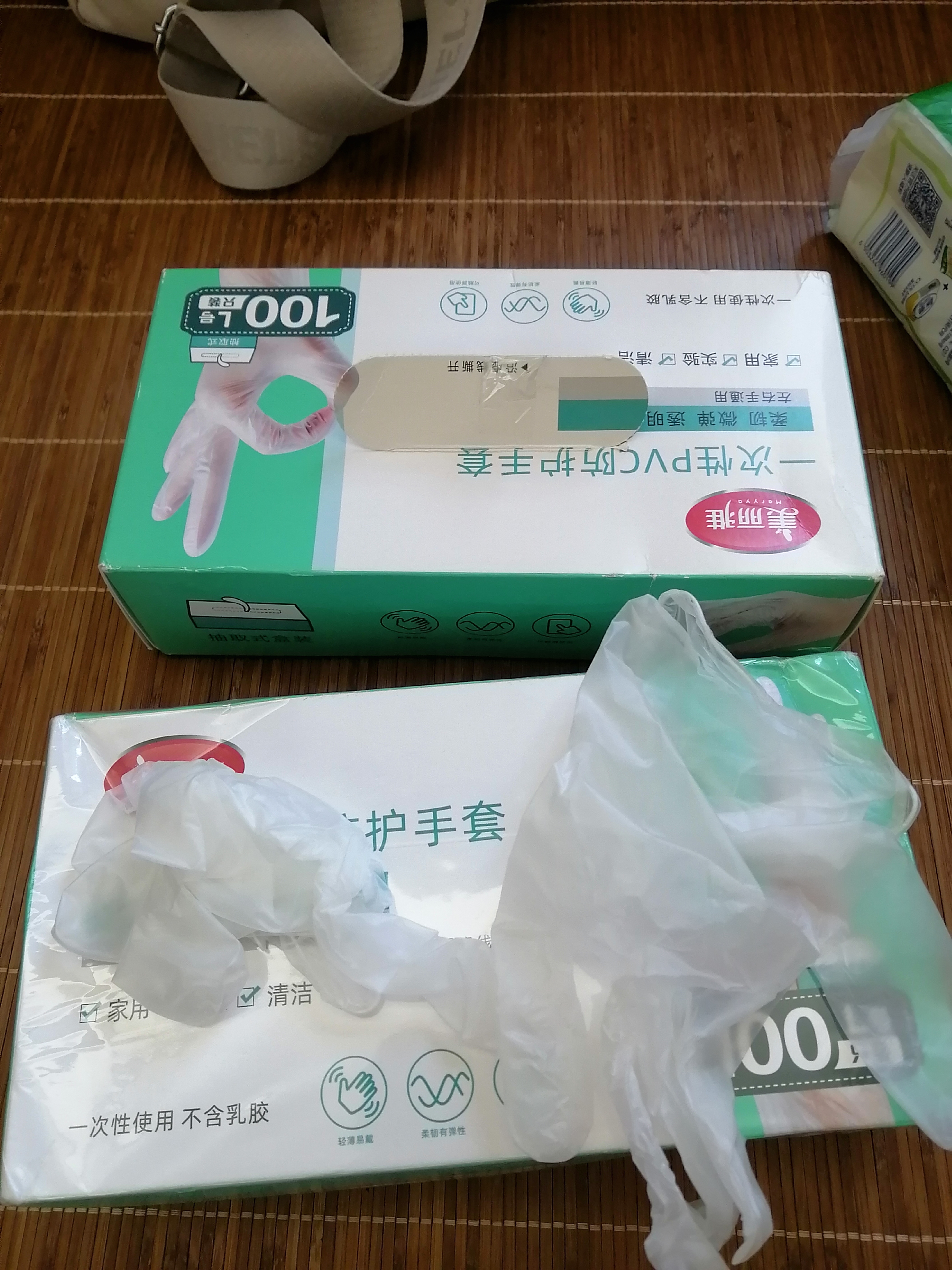 美丽雅一次性手套100只 大号PVC家务厨房烘焙洗碗清洁加厚橡胶手套 实拍图