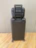 乌尼莫克（Uniamog）【新品】德国品牌行李箱大容量旅行箱拉杆箱结实耐用加厚密码箱子 曜岩黑（双层防爆拉链 五轮承重) 28英寸 /钢轴承PU灌注轮+一键刹车 实拍图