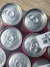 可口可乐（Coca-Cola）经典口味 汽水饮料 碳酸饮料 330ml*24摩登/主题罐 随机发货 实拍图