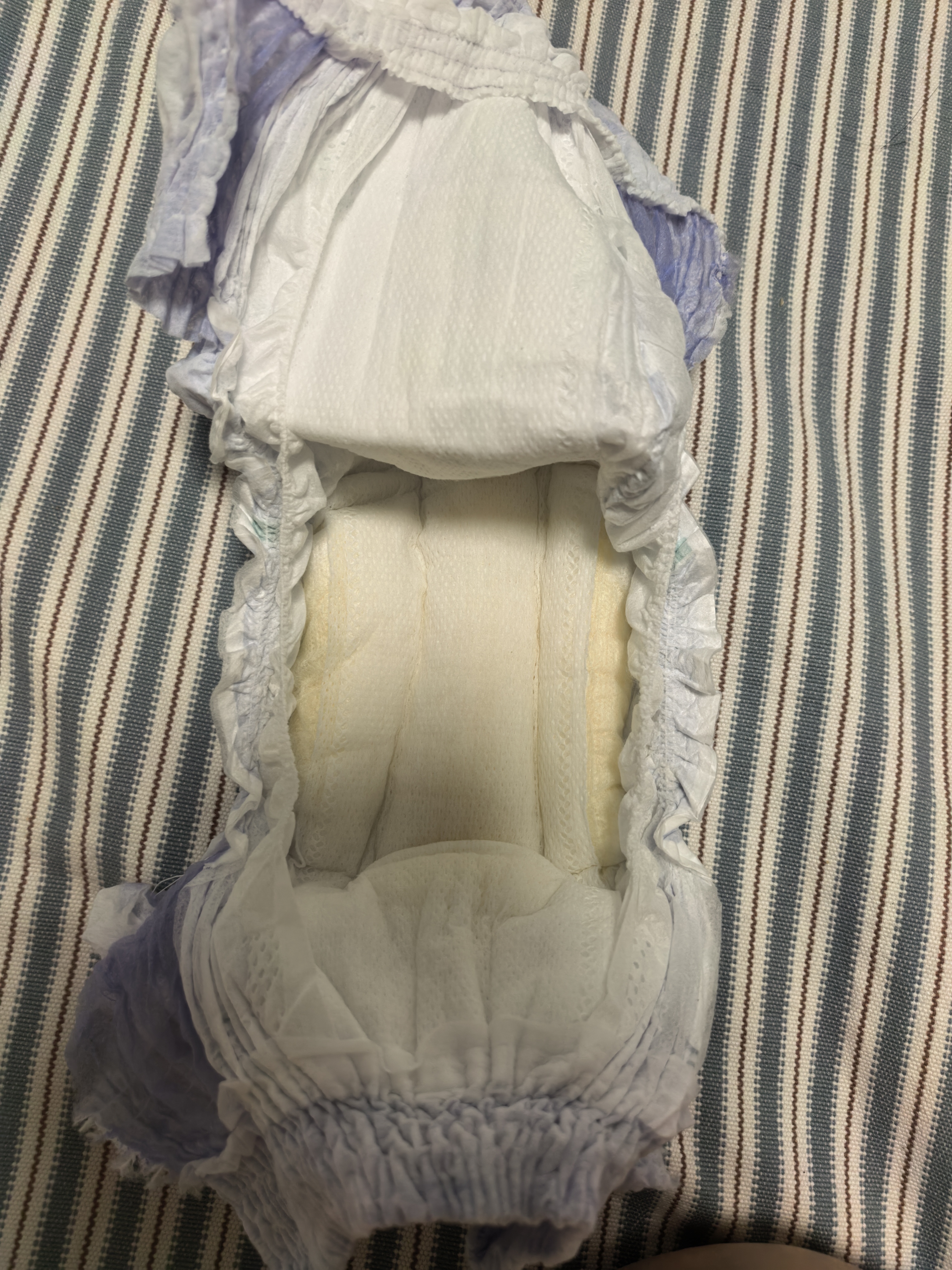 帮宝适新安睡拉拉裤L7【整觉专研】夜用超薄婴儿尿不湿纸尿裤mini试用装 实拍图