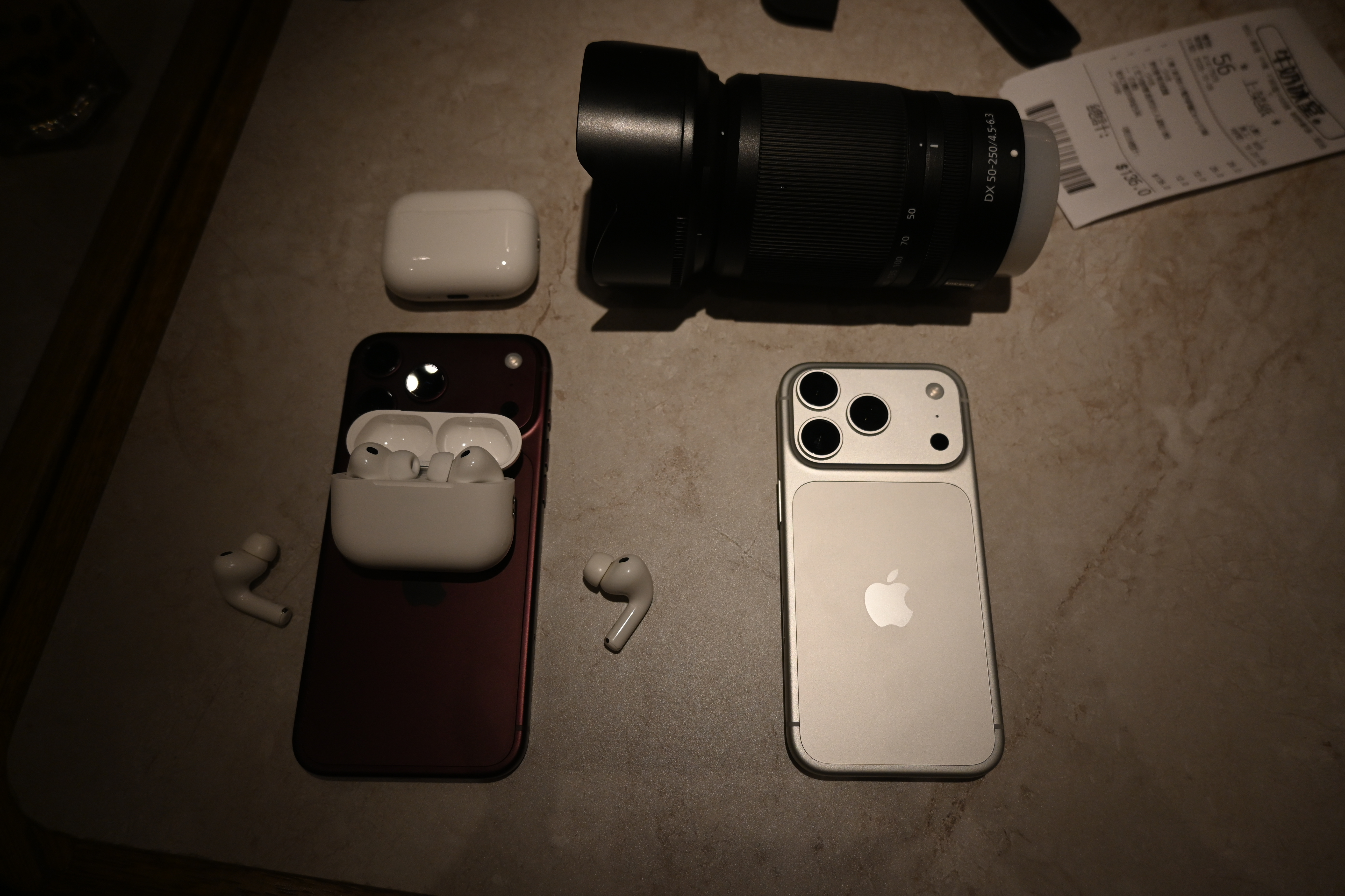 Apple/苹果【即刻领券 需签收激活】iPhone 18 Pro 256GB 银色 手机 实拍图